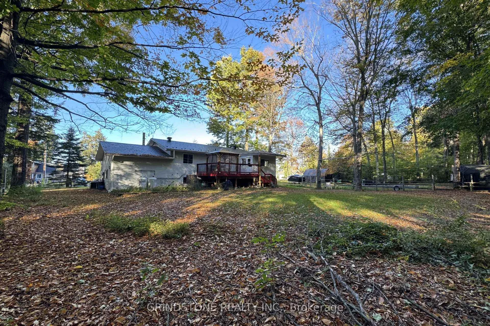 Photo 33 of 319 Riverwood Drive, Ottawa, Woodlawn/Maclarens Landing/Kilmaurs — HOMEH