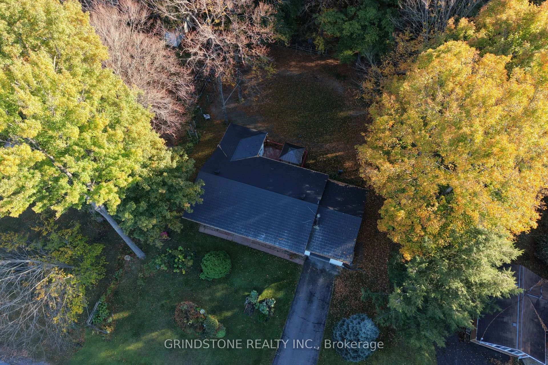 Photo 37 of 319 Riverwood Drive, Ottawa, Woodlawn/Maclarens Landing/Kilmaurs — HOMEH