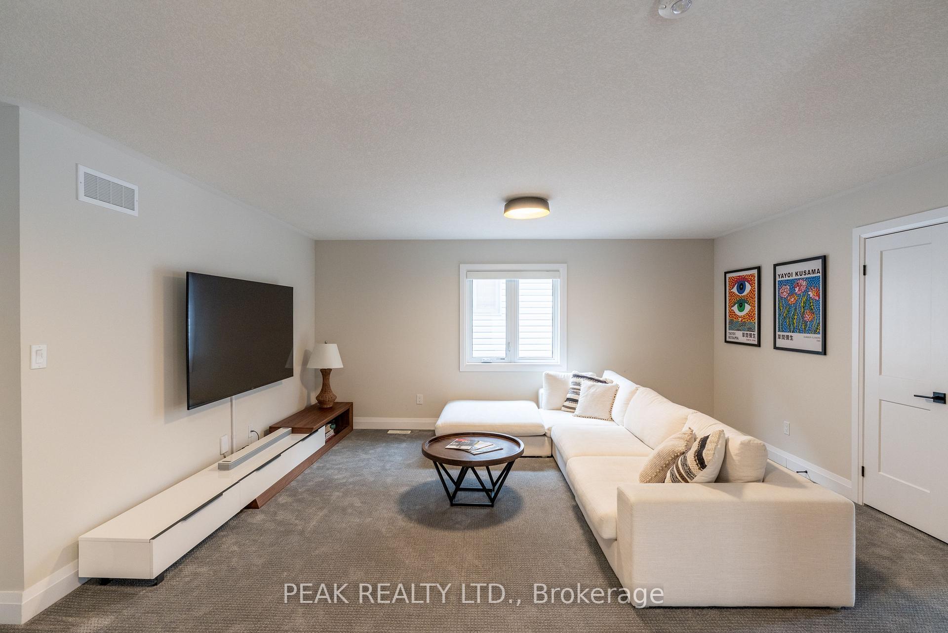 Photo 14 of 311 Chokecherry Crescent, Waterloo, Beechwood/University — HOMEH