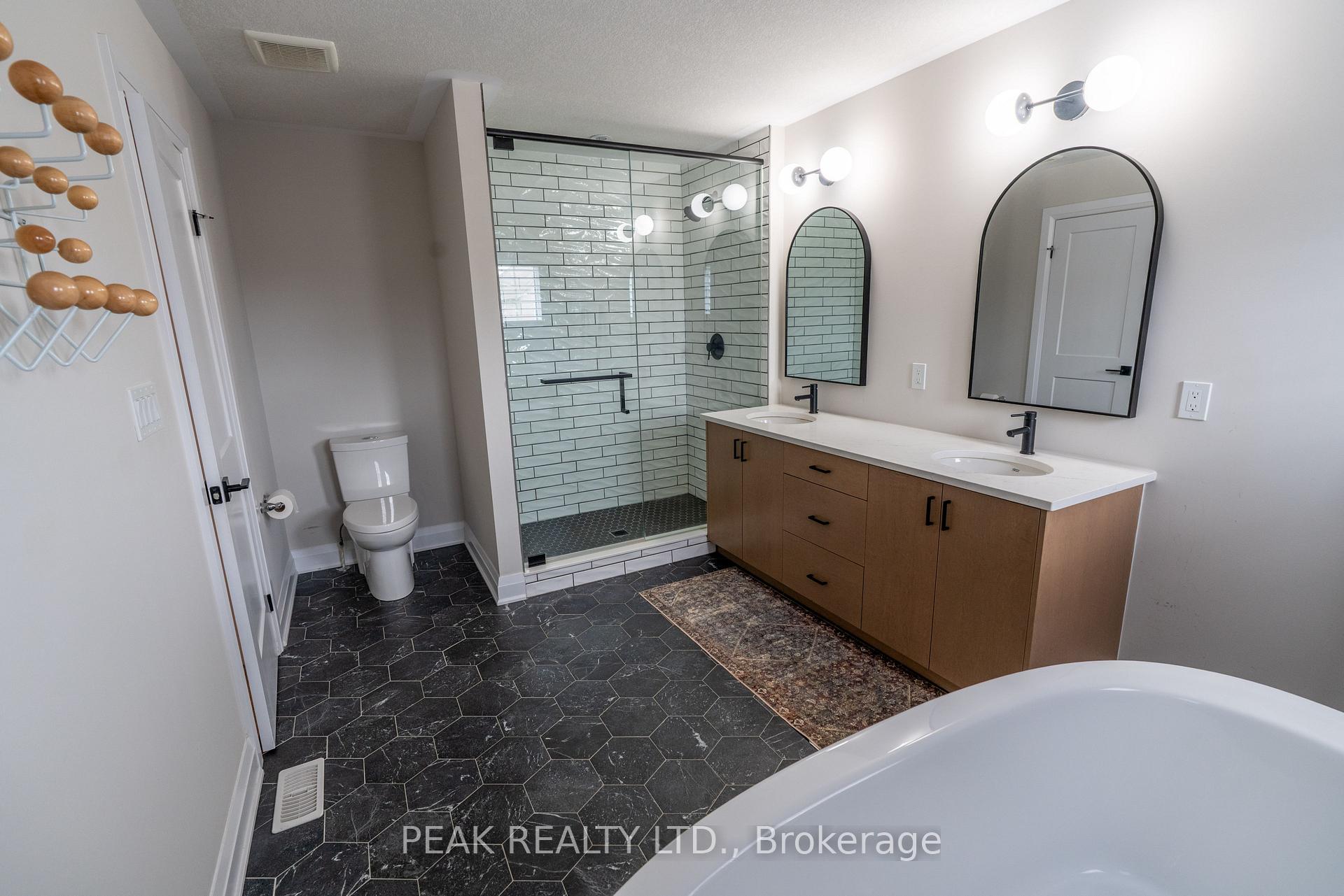 Photo 21 of 311 Chokecherry Crescent, Waterloo, Beechwood/University — HOMEH