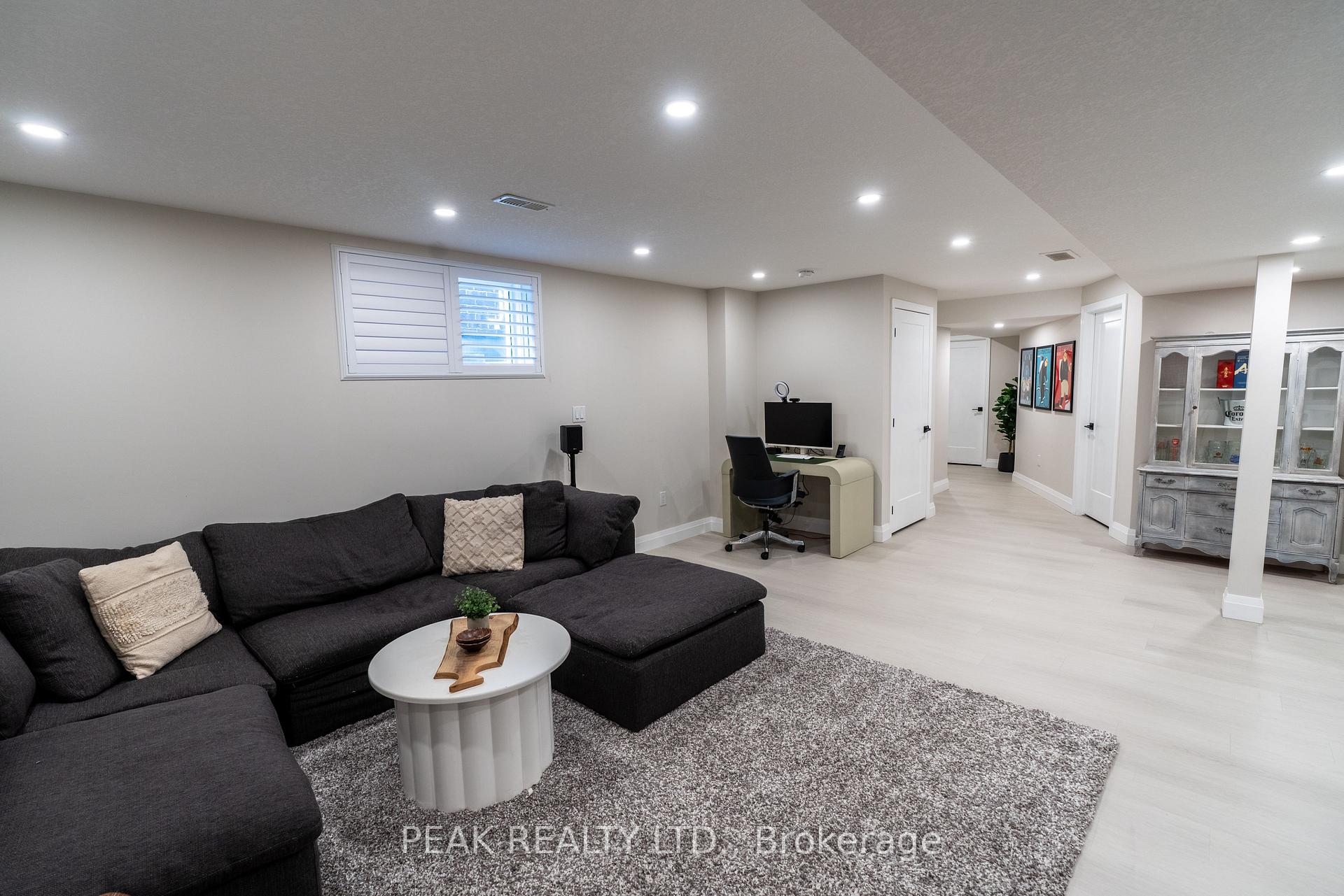 Photo 24 of 311 Chokecherry Crescent, Waterloo, Beechwood/University — HOMEH