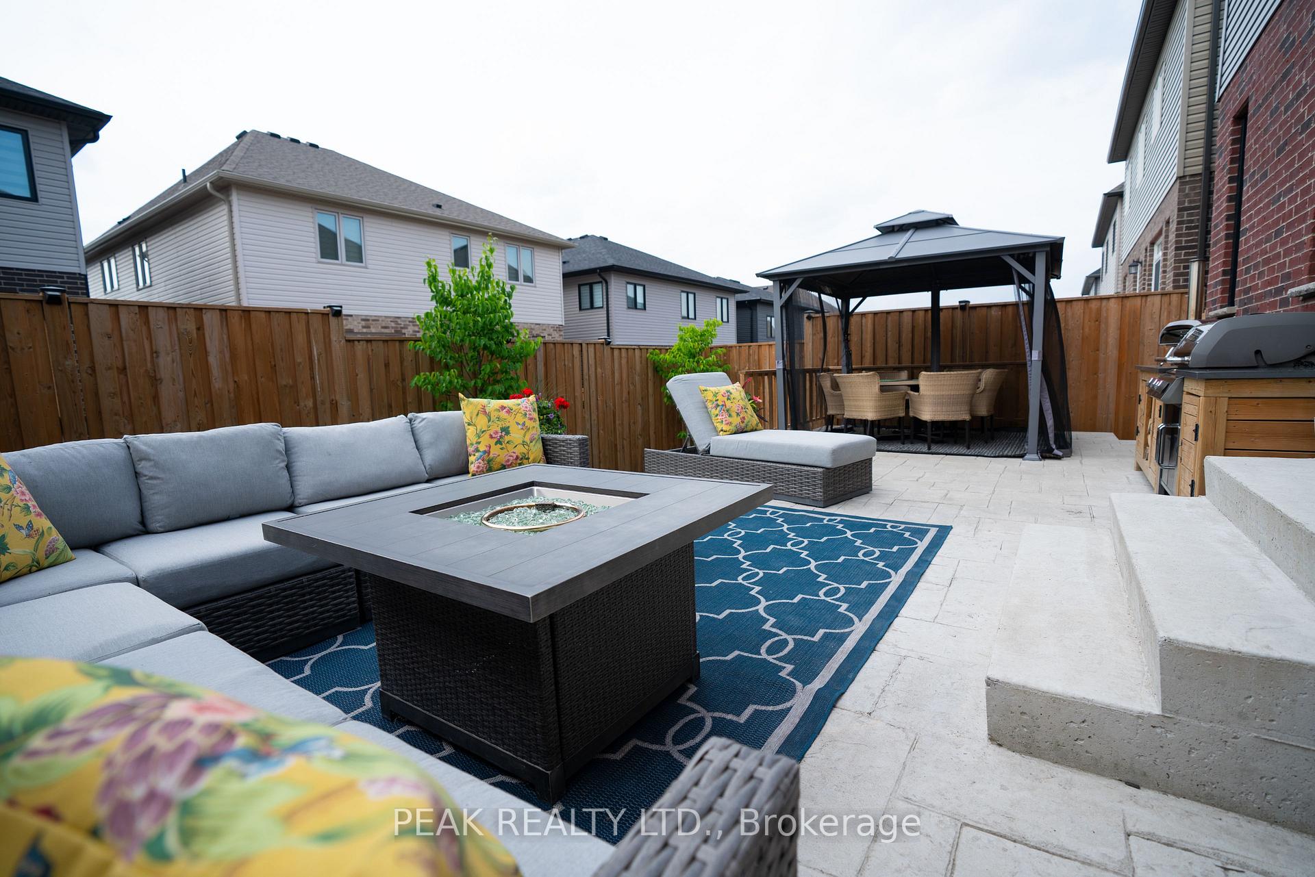 Photo 34 of 311 Chokecherry Crescent, Waterloo, Beechwood/University — HOMEH