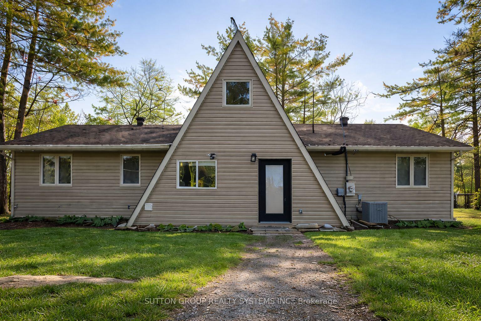 Photo 2 of 7701 Doner Drive, Severn, Washago — HOMEH