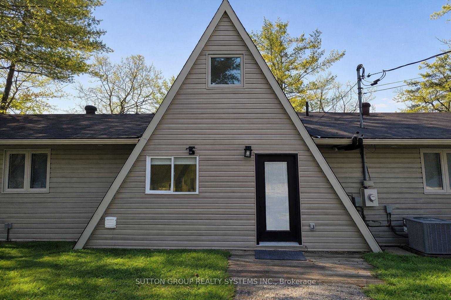 Photo 3 of 7701 Doner Drive, Severn, Washago — HOMEH