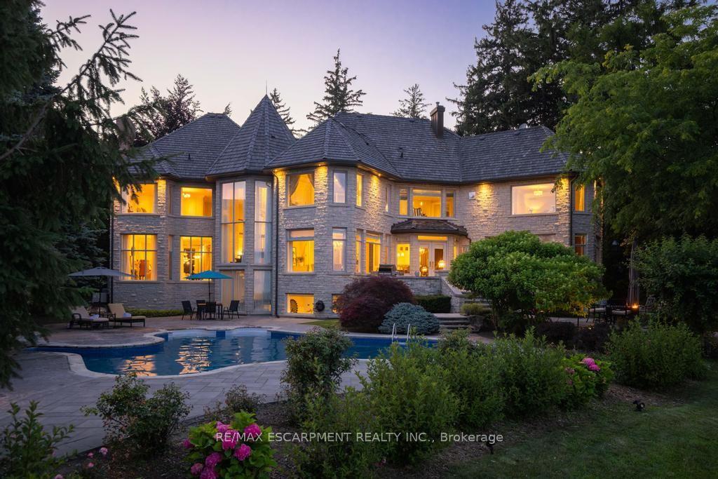 Photo 3 of 4038 Lakeshore Road, Burlington, Shoreacres — HOMEH