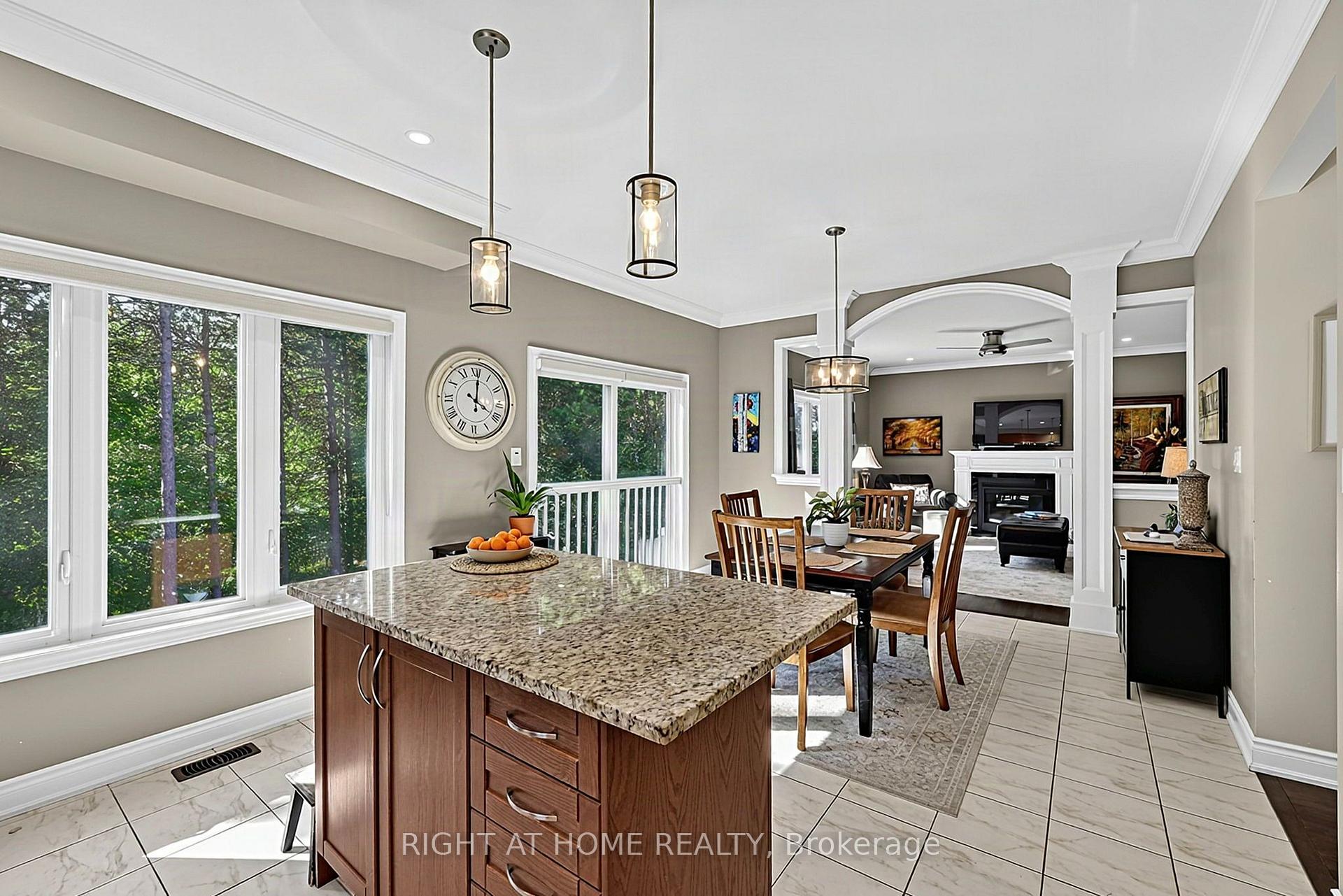 Photo 12 of 6 Boville Court, Oro-Medonte, Horseshoe Valley — HOMEH
