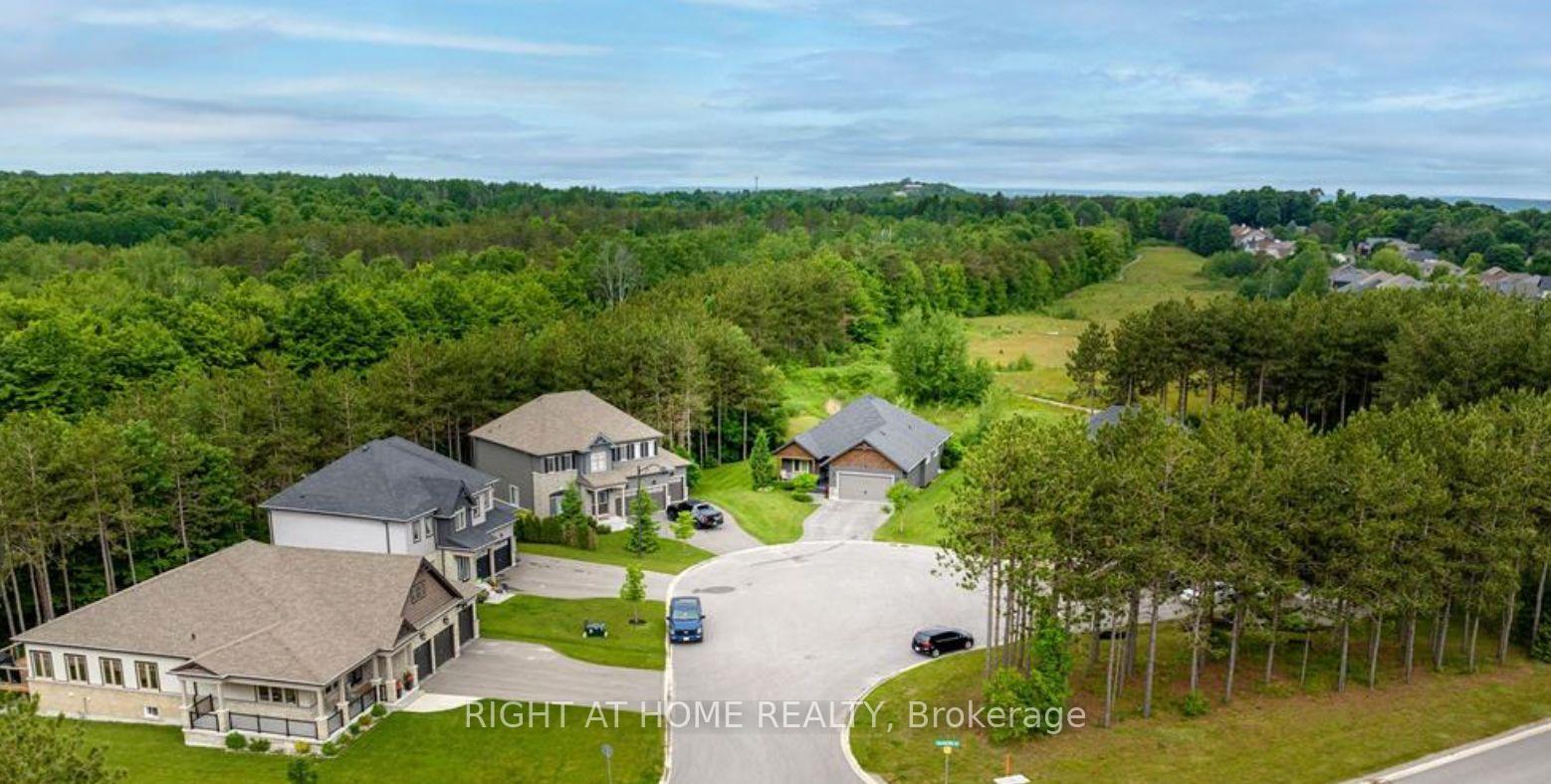 Photo 34 of 6 Boville Court, Oro-Medonte, Horseshoe Valley — HOMEH