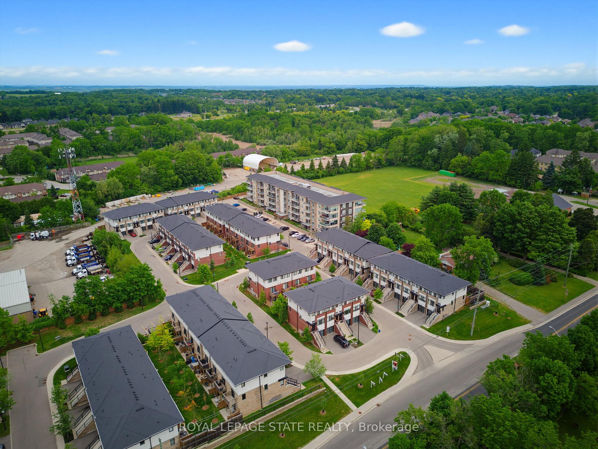 Photo 27 of Unit 513, 16 Markle Crescent, Hamilton, Ancaster — HOMEH