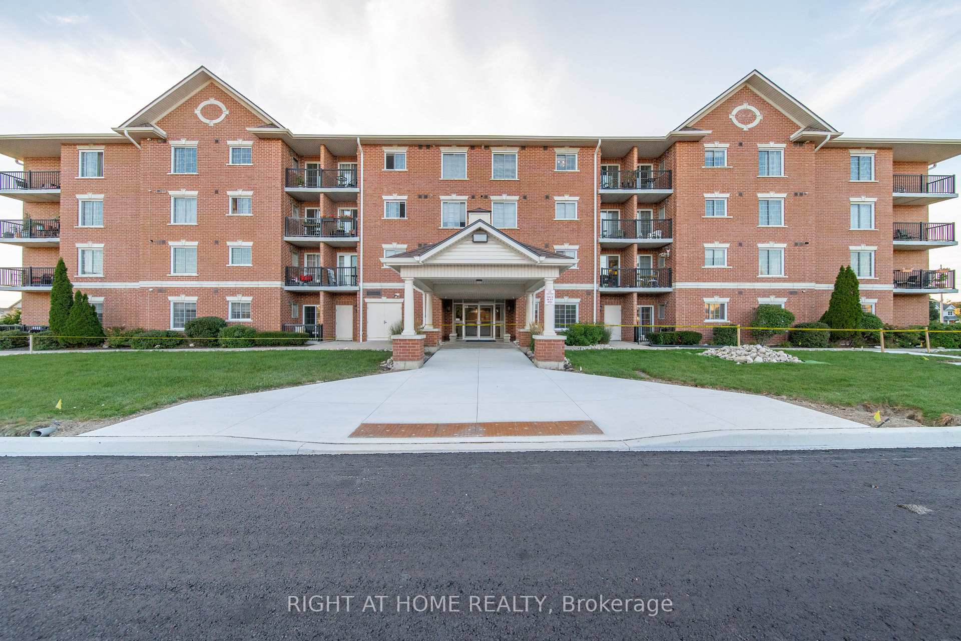 Photo 21 of Unit 305, 415 Grange Road, Guelph, Grange Road — HOMEH