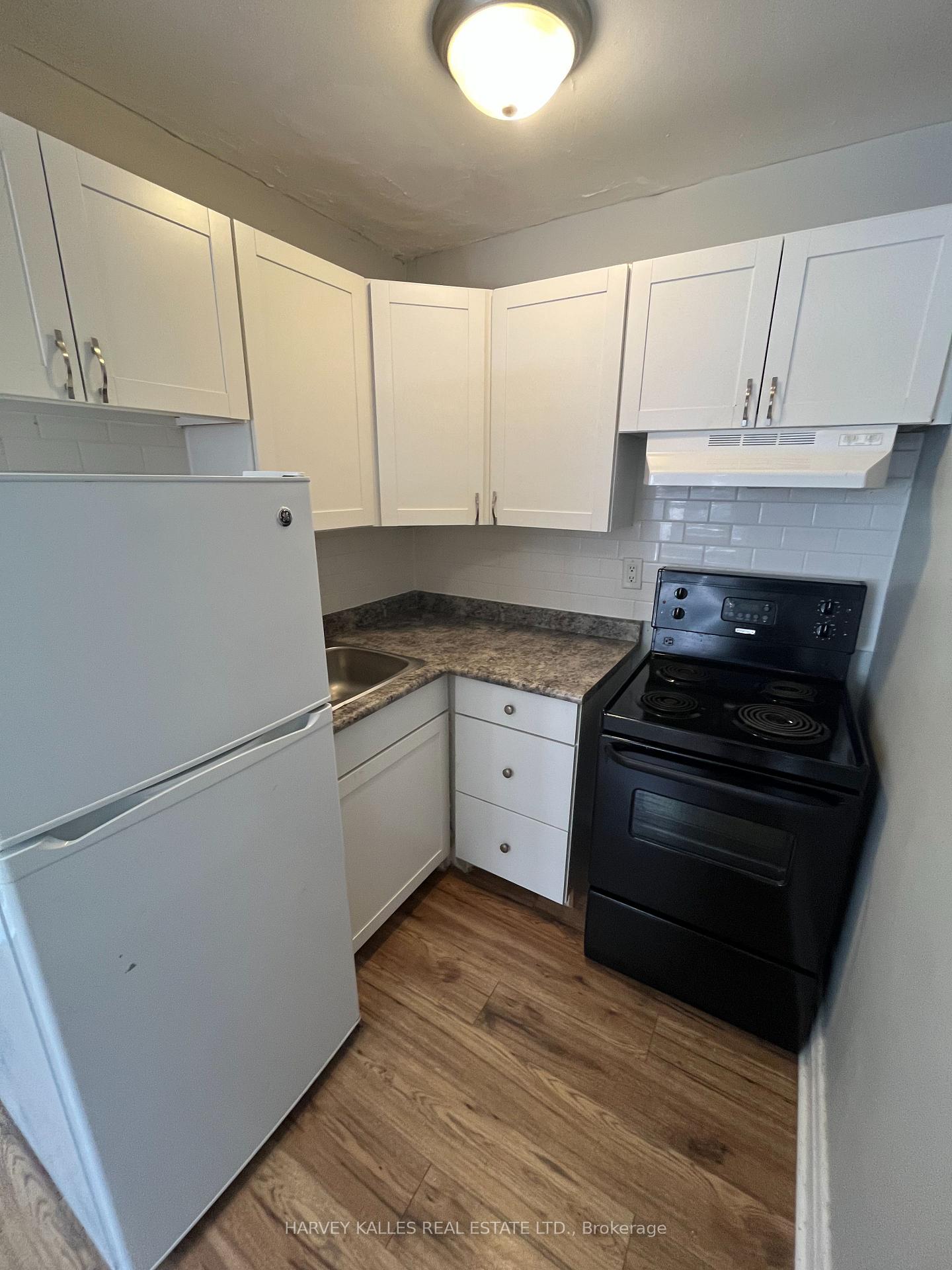 Photo 5 of Unit 32, 3 Elm Grove Avenue, Toronto, South Parkdale — HOMEH