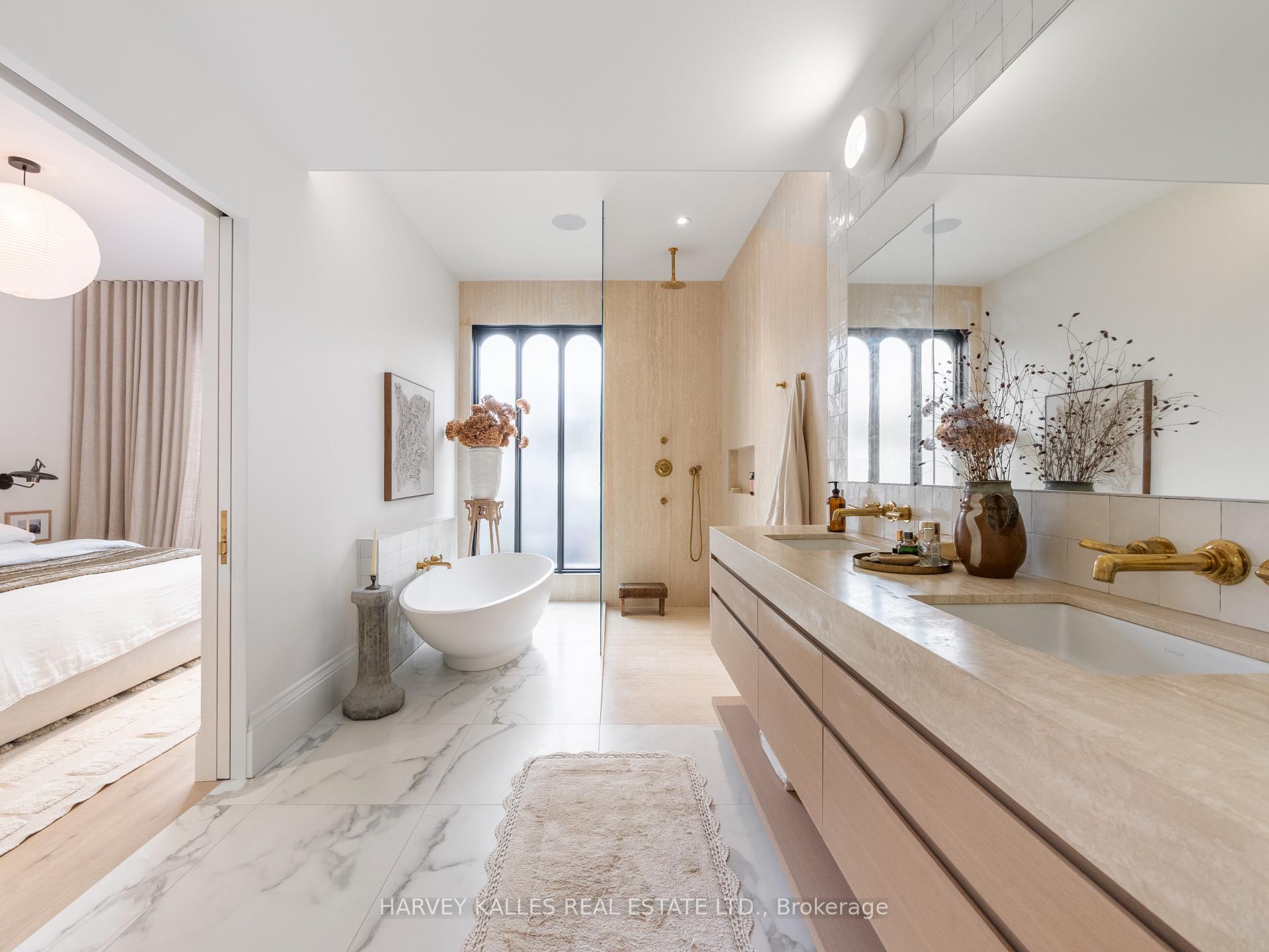 Photo 26 of 239 Borden Street, Toronto, University — HOMEH
