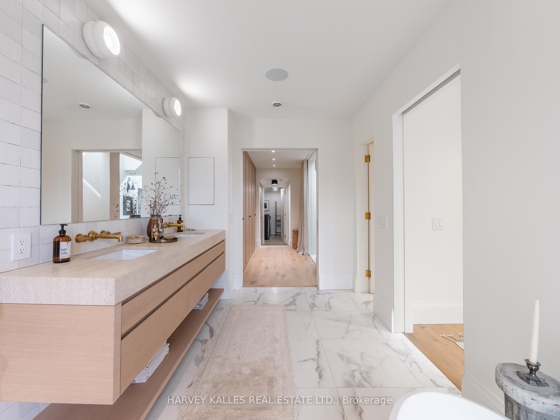 Photo 28 of 239 Borden Street, Toronto, University — HOMEH