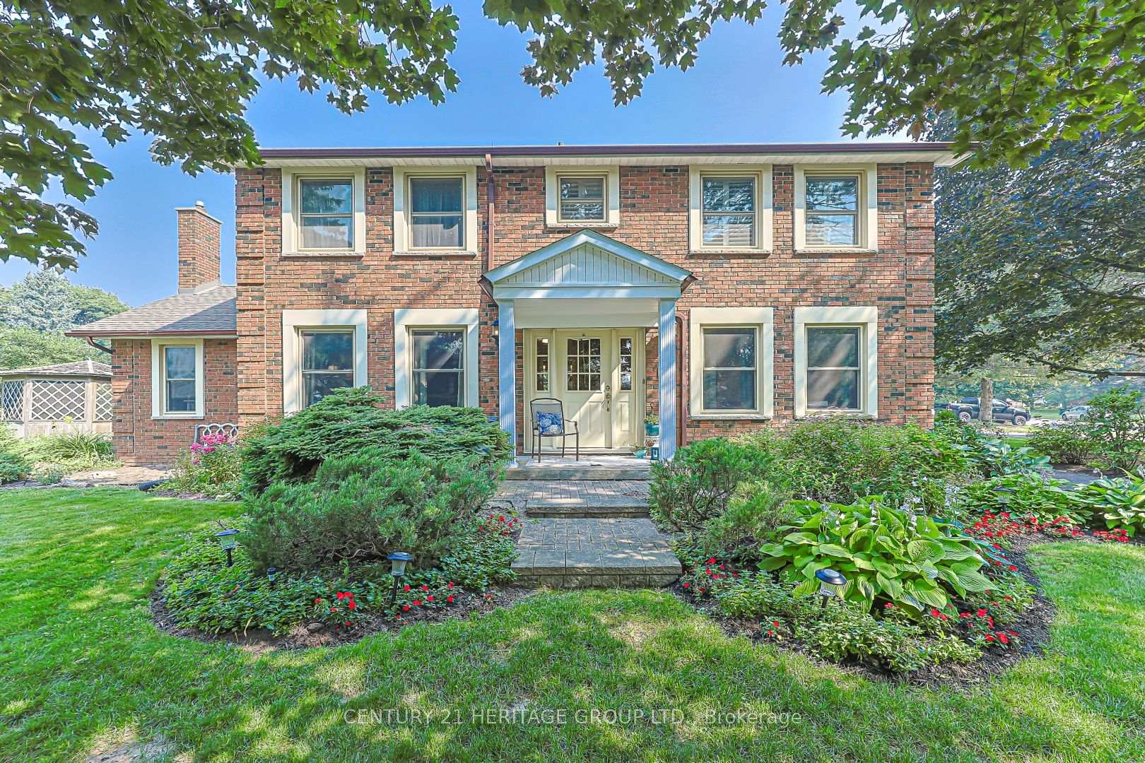 Photo 7 of 25 Grant Court, East Gwillimbury, Queensville — HOMEH