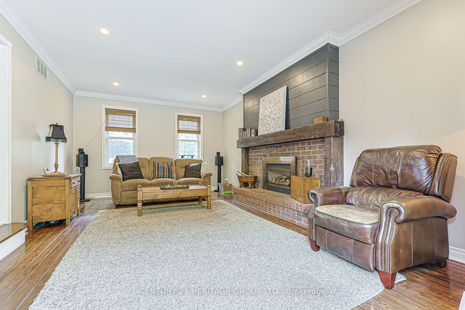 Photo 11 of 25 Grant Court, East Gwillimbury, Queensville — HOMEH