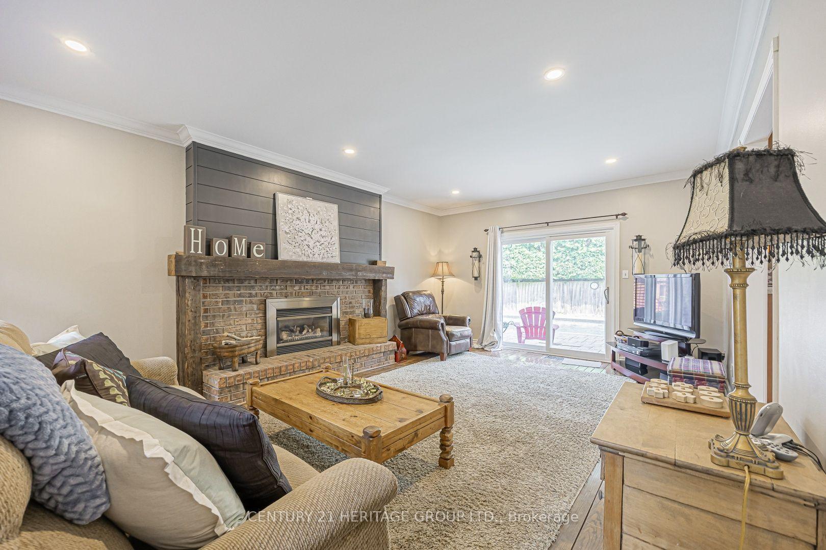 Photo 12 of 25 Grant Court, East Gwillimbury, Queensville — HOMEH