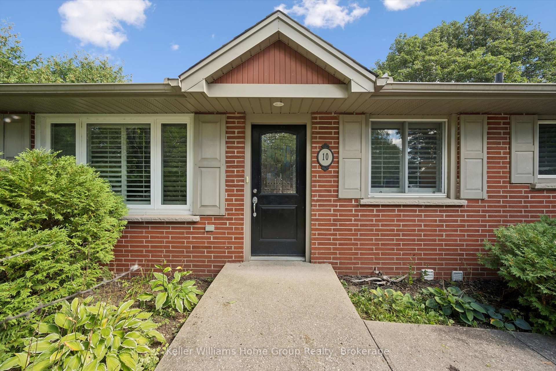 Photo 1 of 10 Picadilly Place, Guelph, Dovercliffe Park/Old University — HOMEH