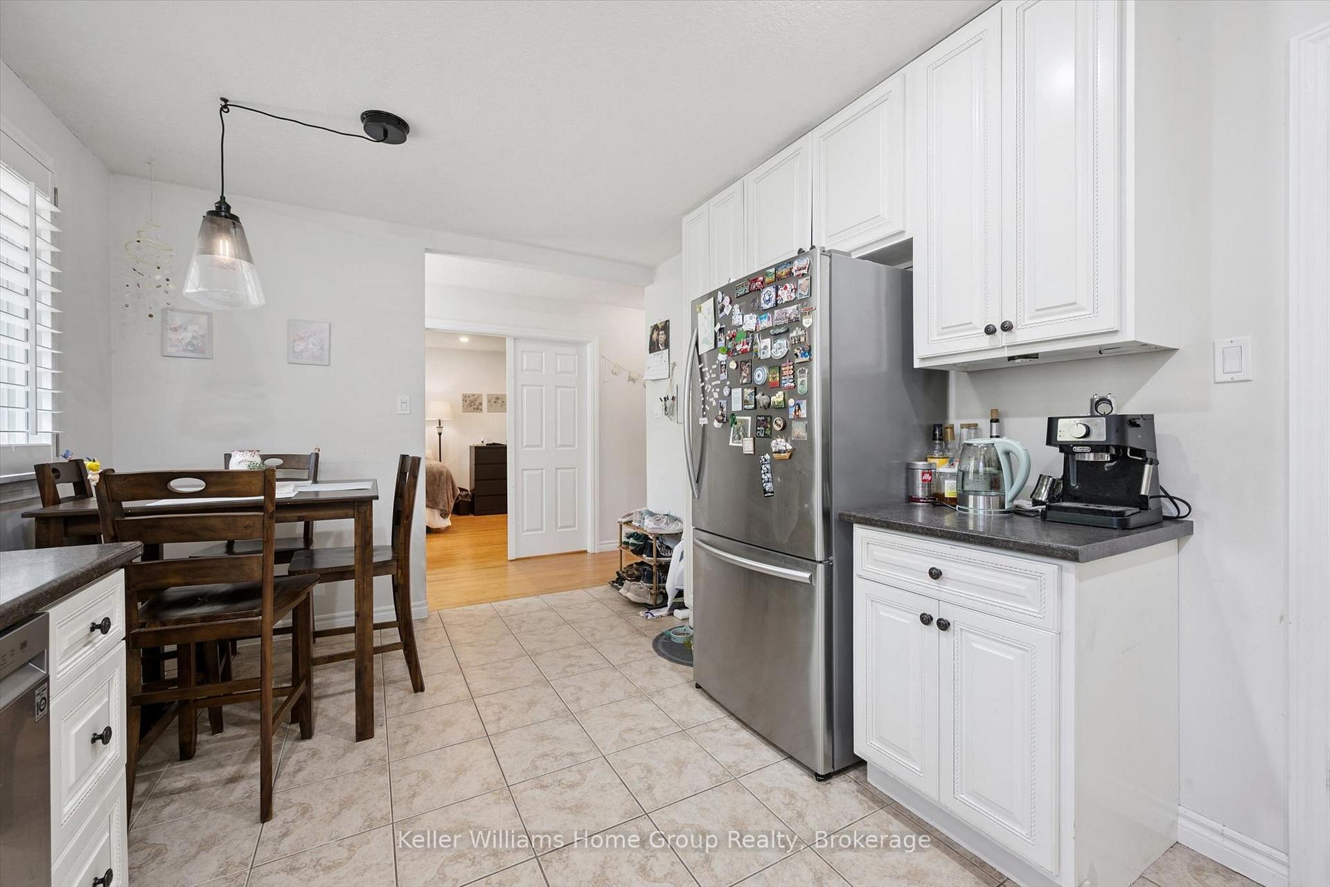 Photo 12 of 10 Picadilly Place, Guelph, Dovercliffe Park/Old University — HOMEH