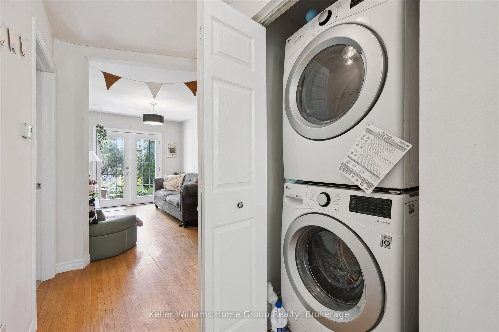 Photo 19 of 10 Picadilly Place, Guelph, Dovercliffe Park/Old University — HOMEH