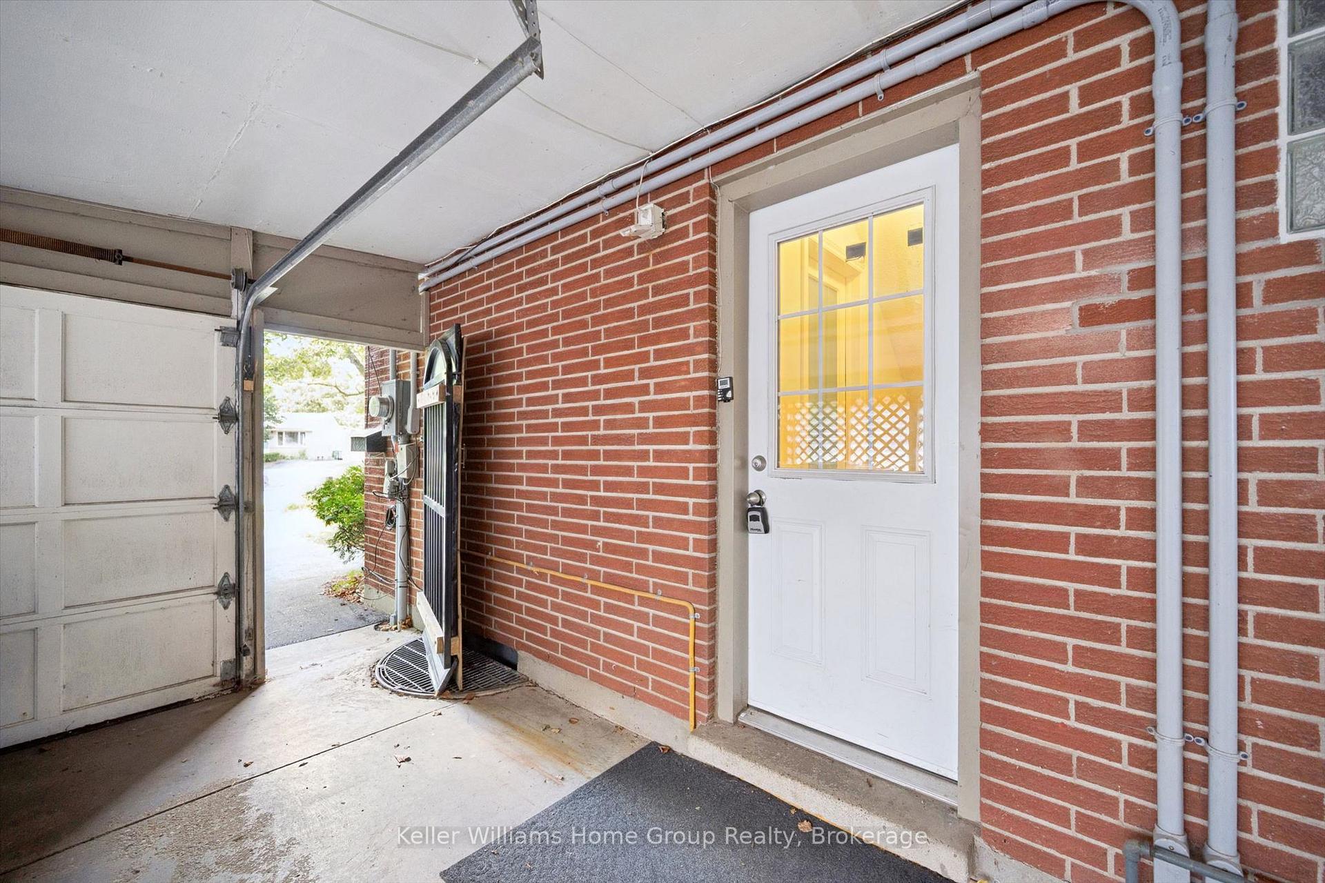Photo 20 of 10 Picadilly Place, Guelph, Dovercliffe Park/Old University — HOMEH
