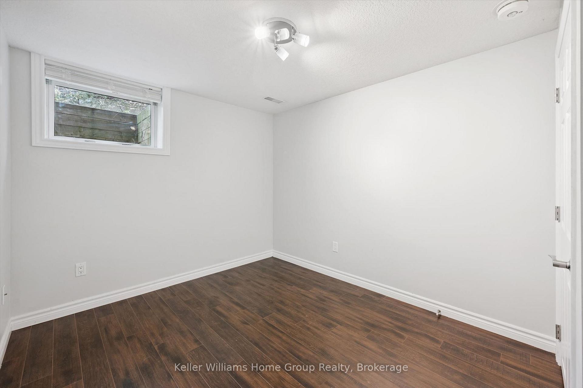Photo 27 of 10 Picadilly Place, Guelph, Dovercliffe Park/Old University — HOMEH