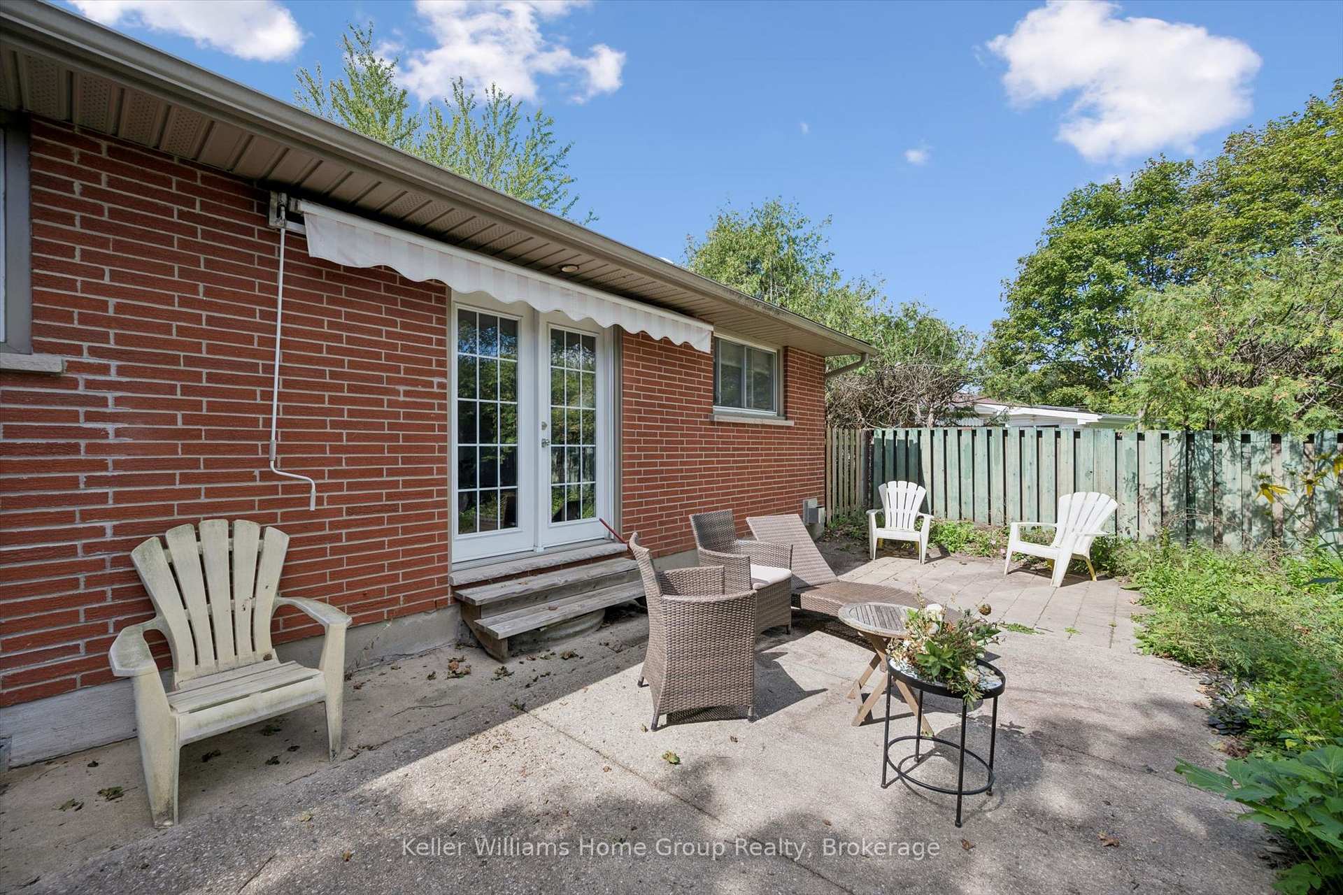 Photo 31 of 10 Picadilly Place, Guelph, Dovercliffe Park/Old University — HOMEH
