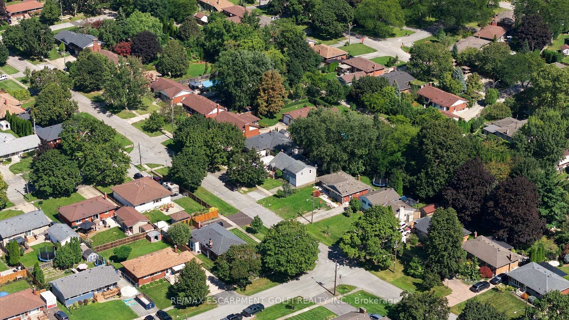 Photo 26 of 17 Foxglove Avenue, St. Catharines, Bunting/Linwell — HOMEH
