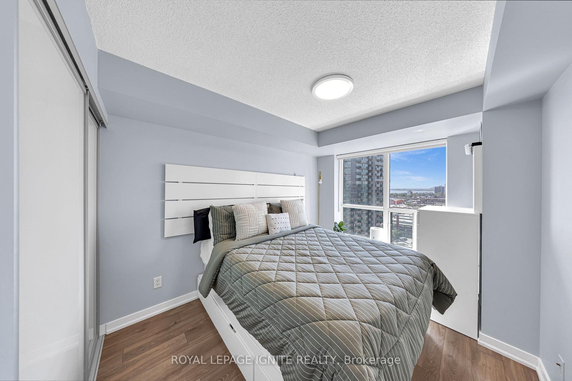 Photo 17 of Unit 1907, 50 Lynn Williams Street, Toronto, Niagara — HOMEH