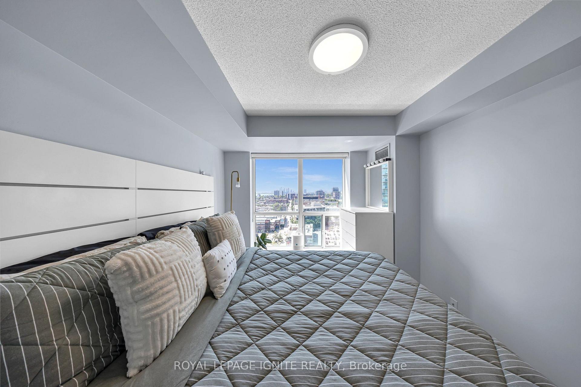 Photo 18 of Unit 1907, 50 Lynn Williams Street, Toronto, Niagara — HOMEH