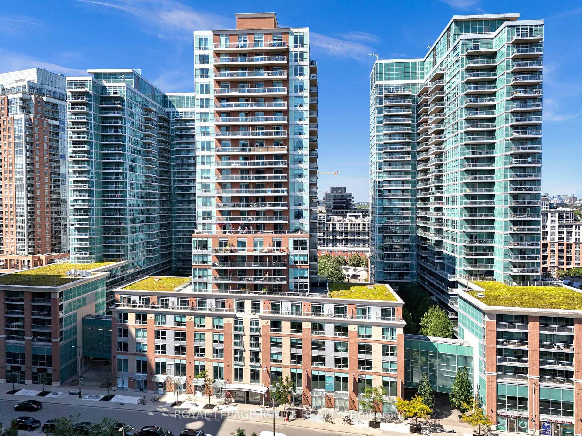 Photo 33 of Unit 1907, 50 Lynn Williams Street, Toronto, Niagara — HOMEH