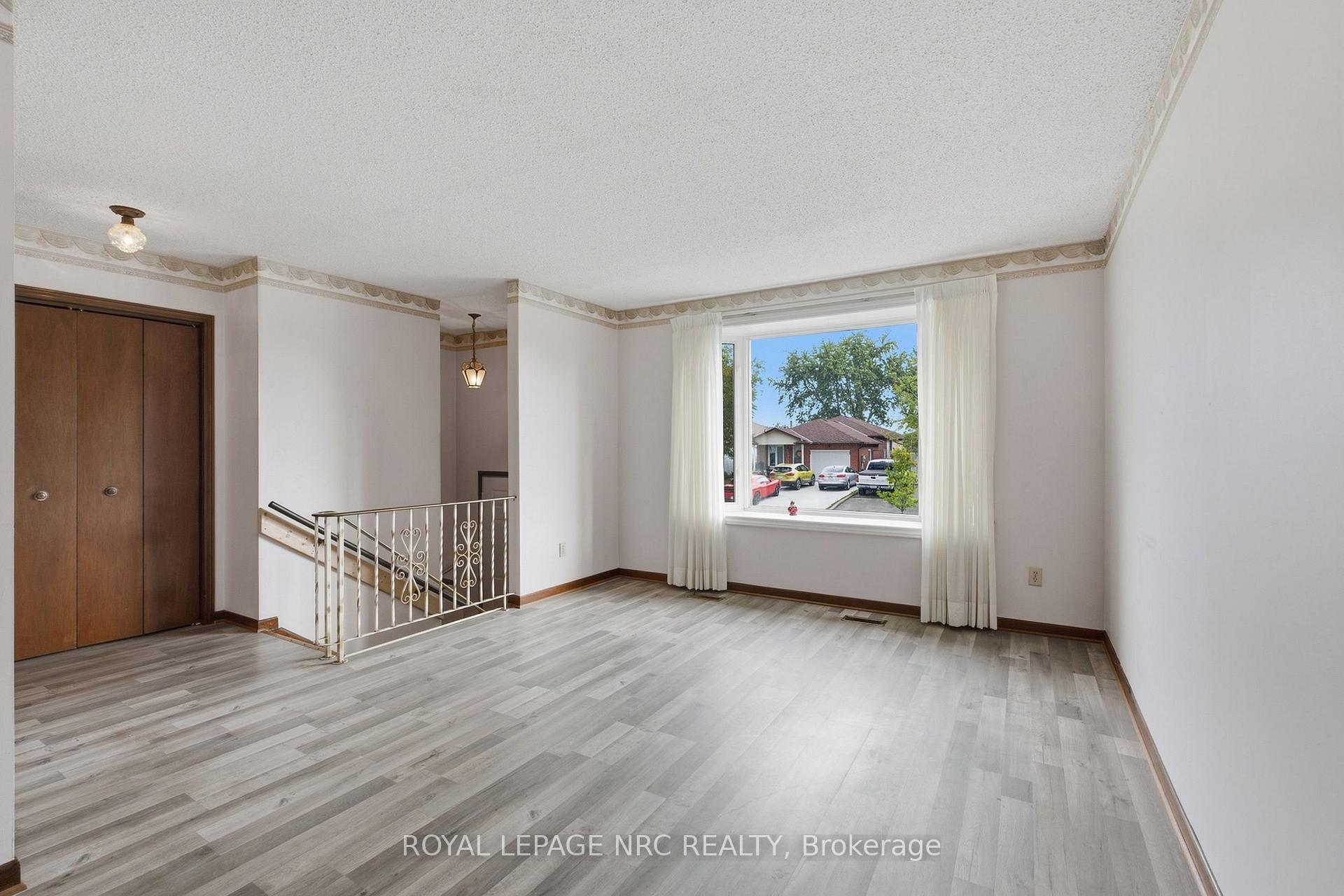 Photo 9 of 18 Northridge Drive, West Lincoln, Smithville — HOMEH