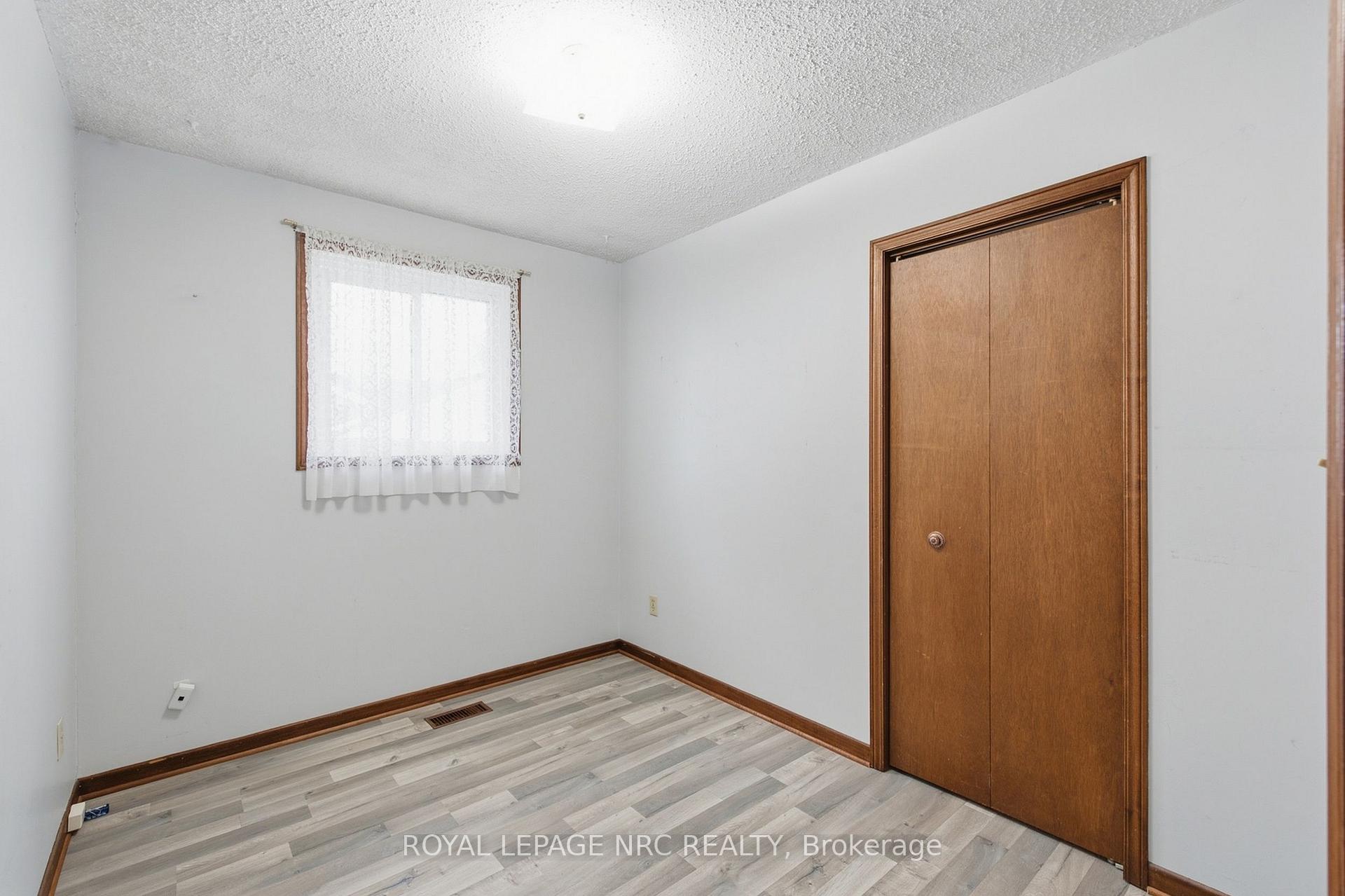 Photo 23 of 18 Northridge Drive, West Lincoln, Smithville — HOMEH