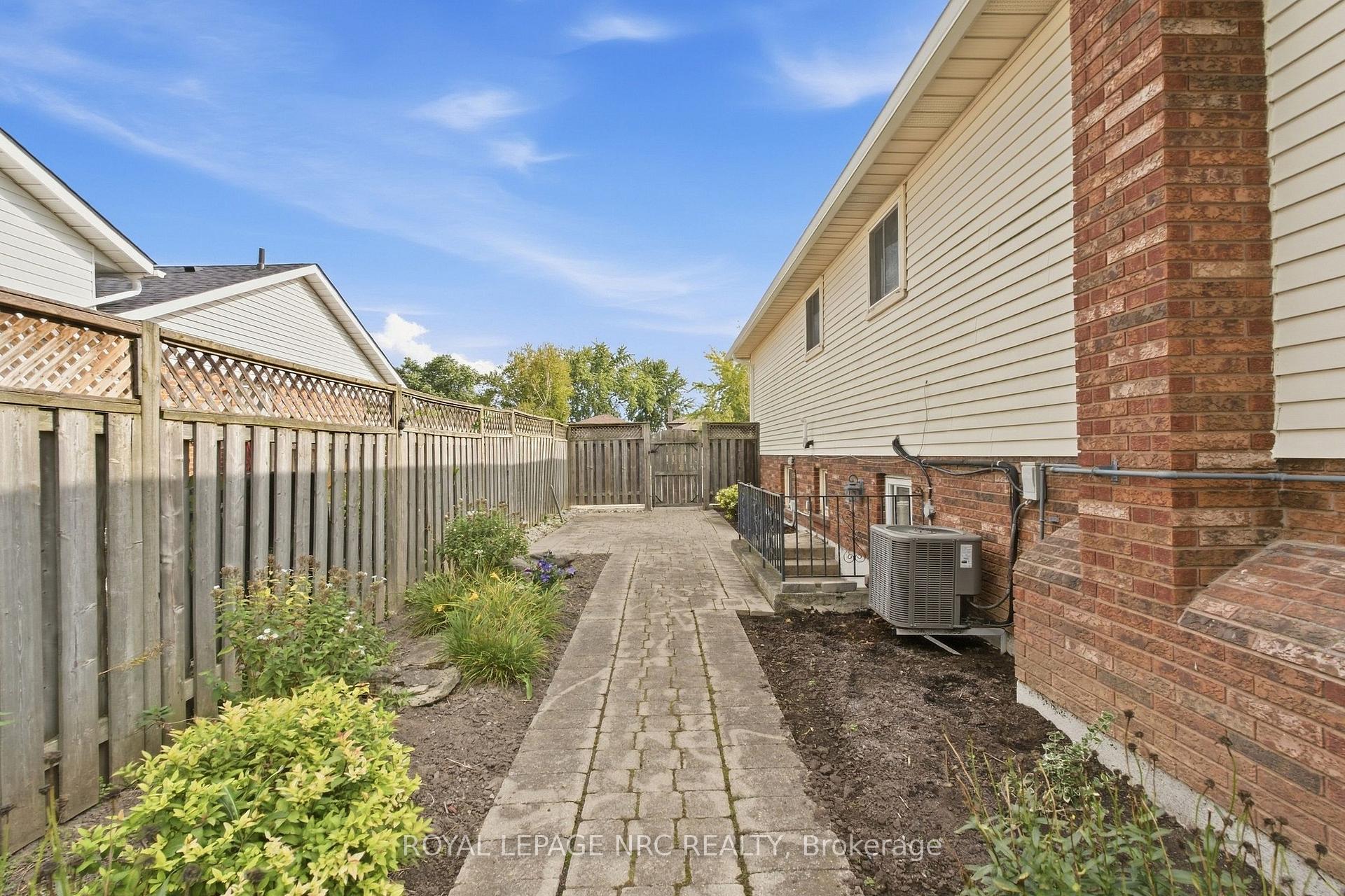 Photo 38 of 18 Northridge Drive, West Lincoln, Smithville — HOMEH