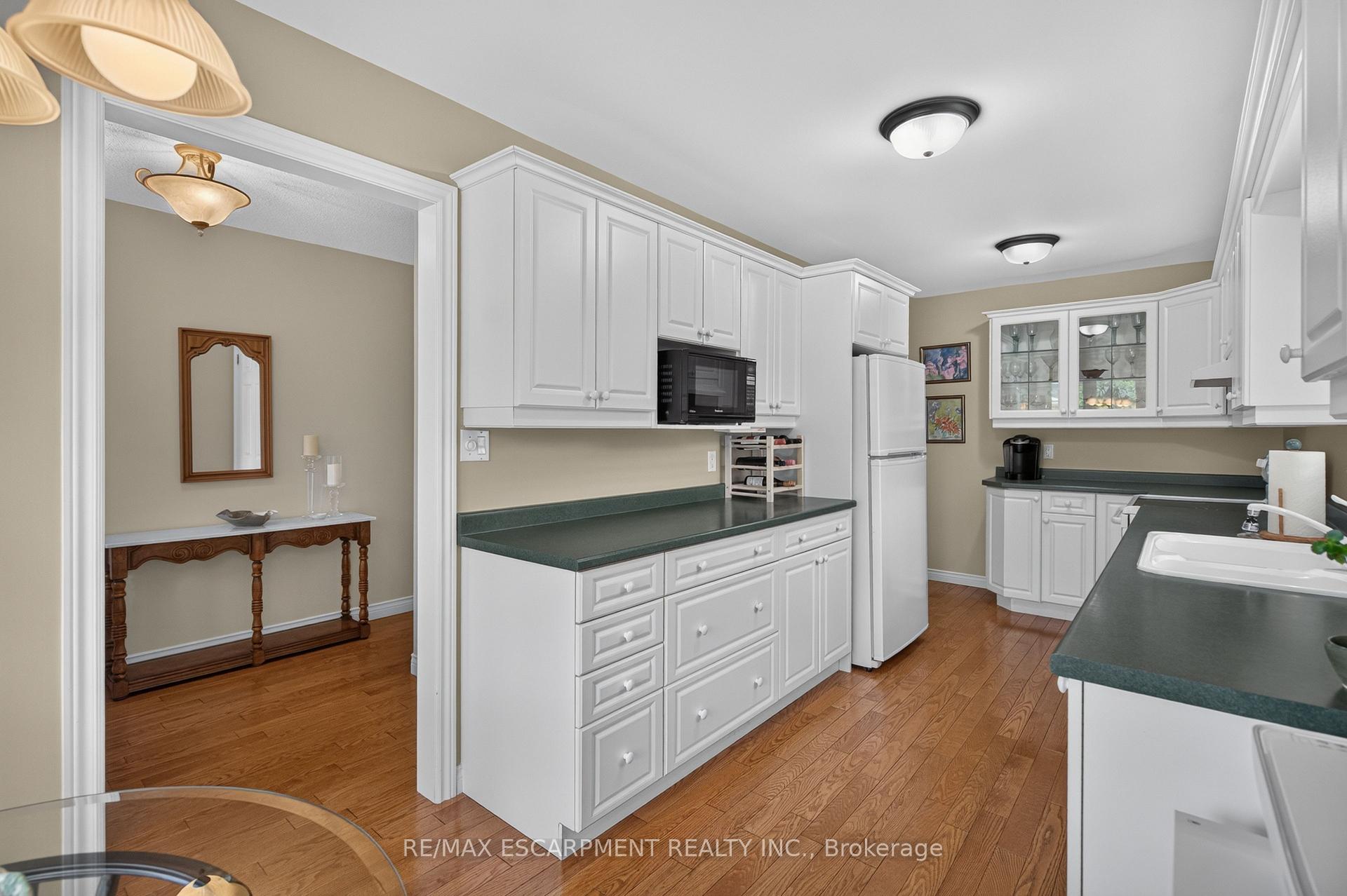 Photo 9 of Unit 2, 581 Dynes Road, Burlington, Roseland — HOMEH