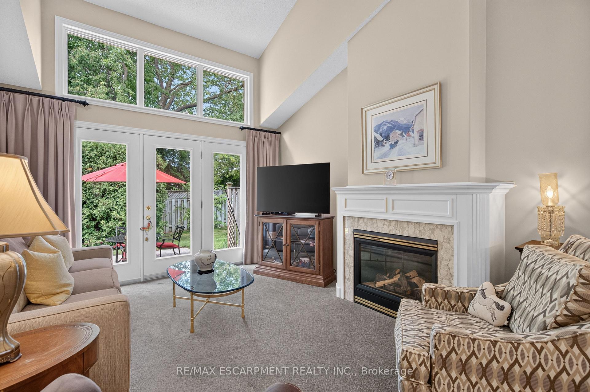 Photo 19 of Unit 2, 581 Dynes Road, Burlington, Roseland — HOMEH