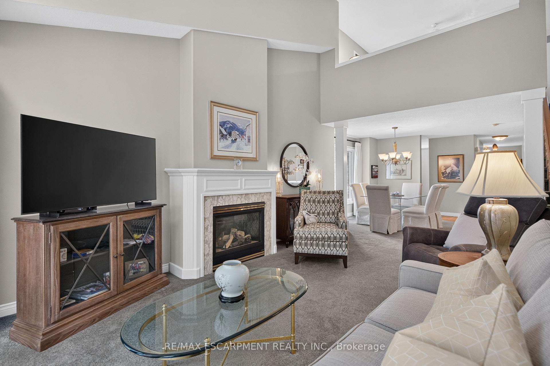Photo 21 of Unit 2, 581 Dynes Road, Burlington, Roseland — HOMEH