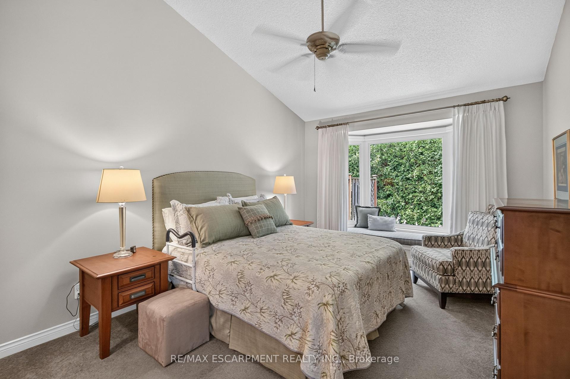 Photo 24 of Unit 2, 581 Dynes Road, Burlington, Roseland — HOMEH