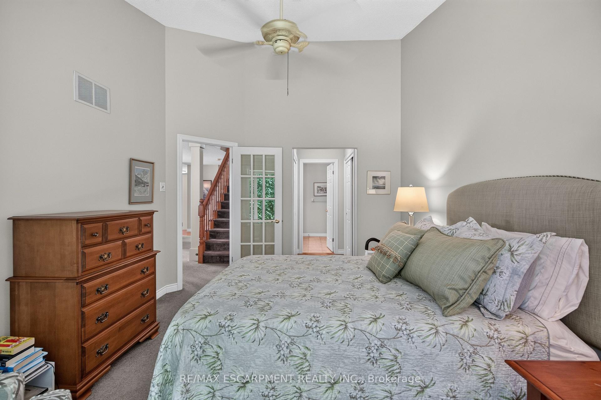 Photo 26 of Unit 2, 581 Dynes Road, Burlington, Roseland — HOMEH