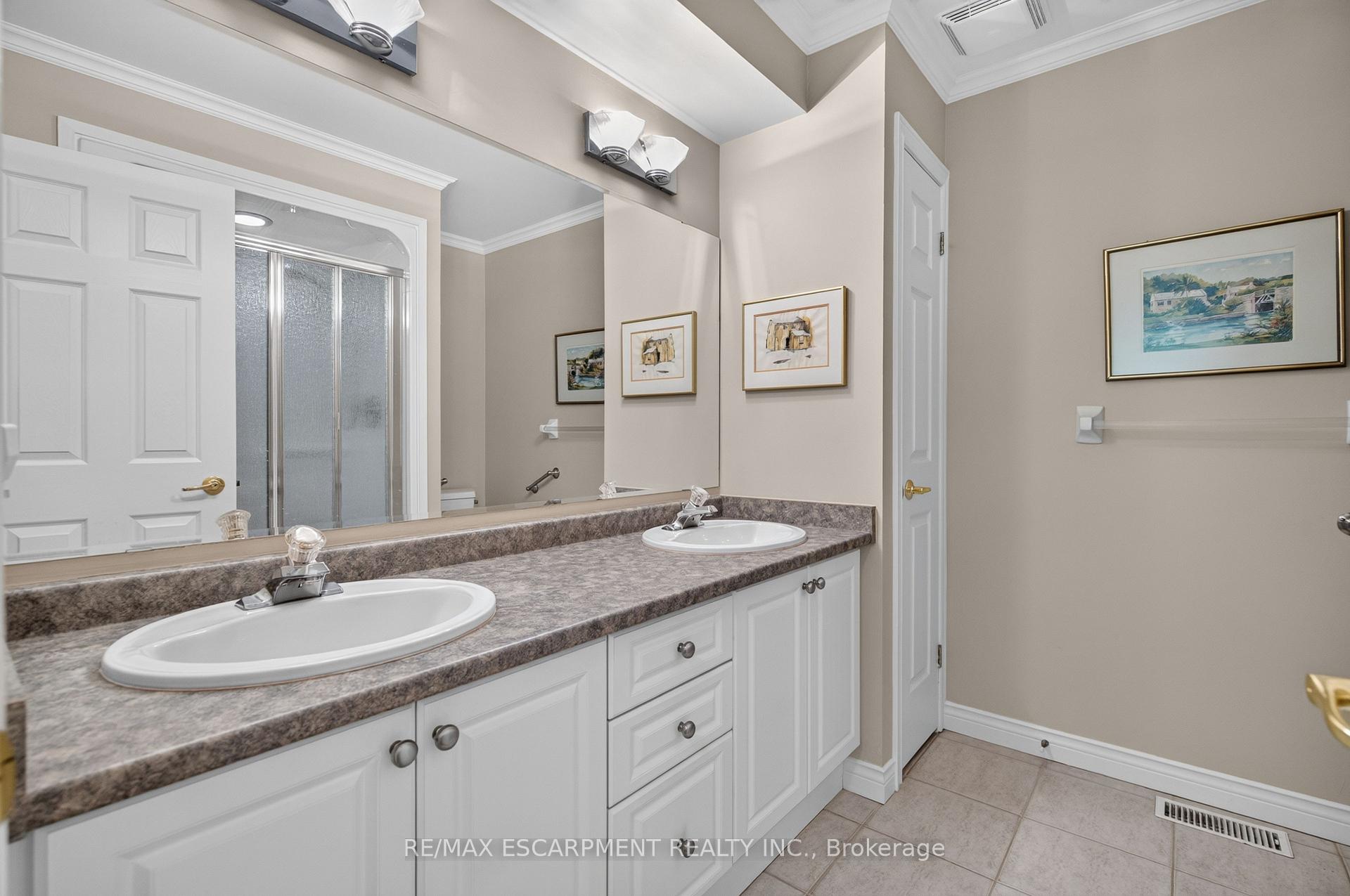Photo 28 of Unit 2, 581 Dynes Road, Burlington, Roseland — HOMEH