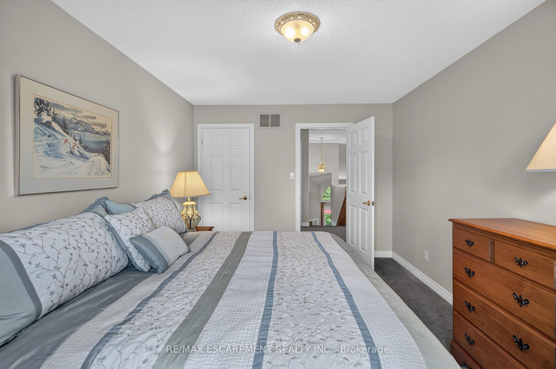 Photo 37 of Unit 2, 581 Dynes Road, Burlington, Roseland — HOMEH