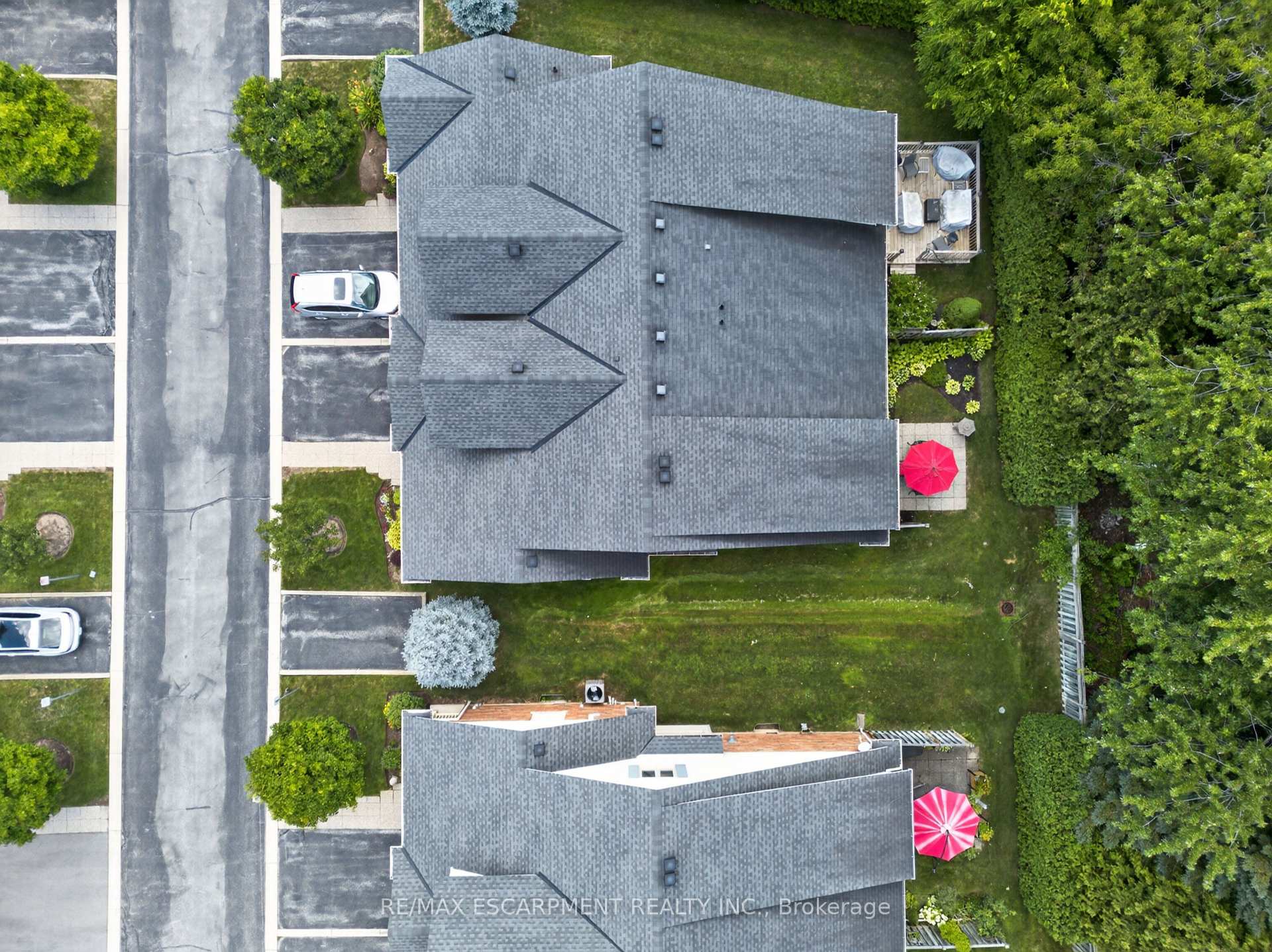 Photo 44 of Unit 2, 581 Dynes Road, Burlington, Roseland — HOMEH