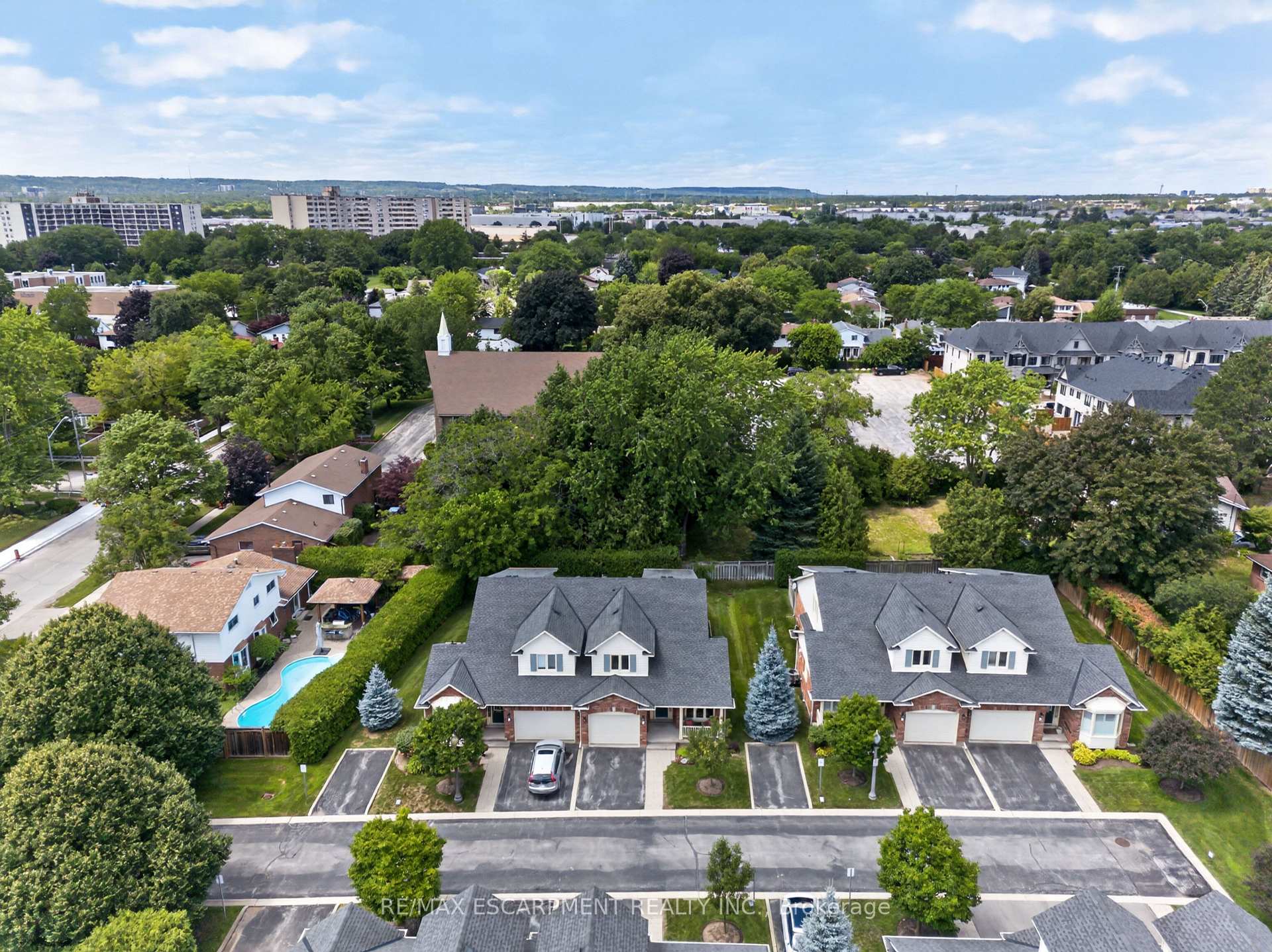 Photo 50 of Unit 2, 581 Dynes Road, Burlington, Roseland — HOMEH