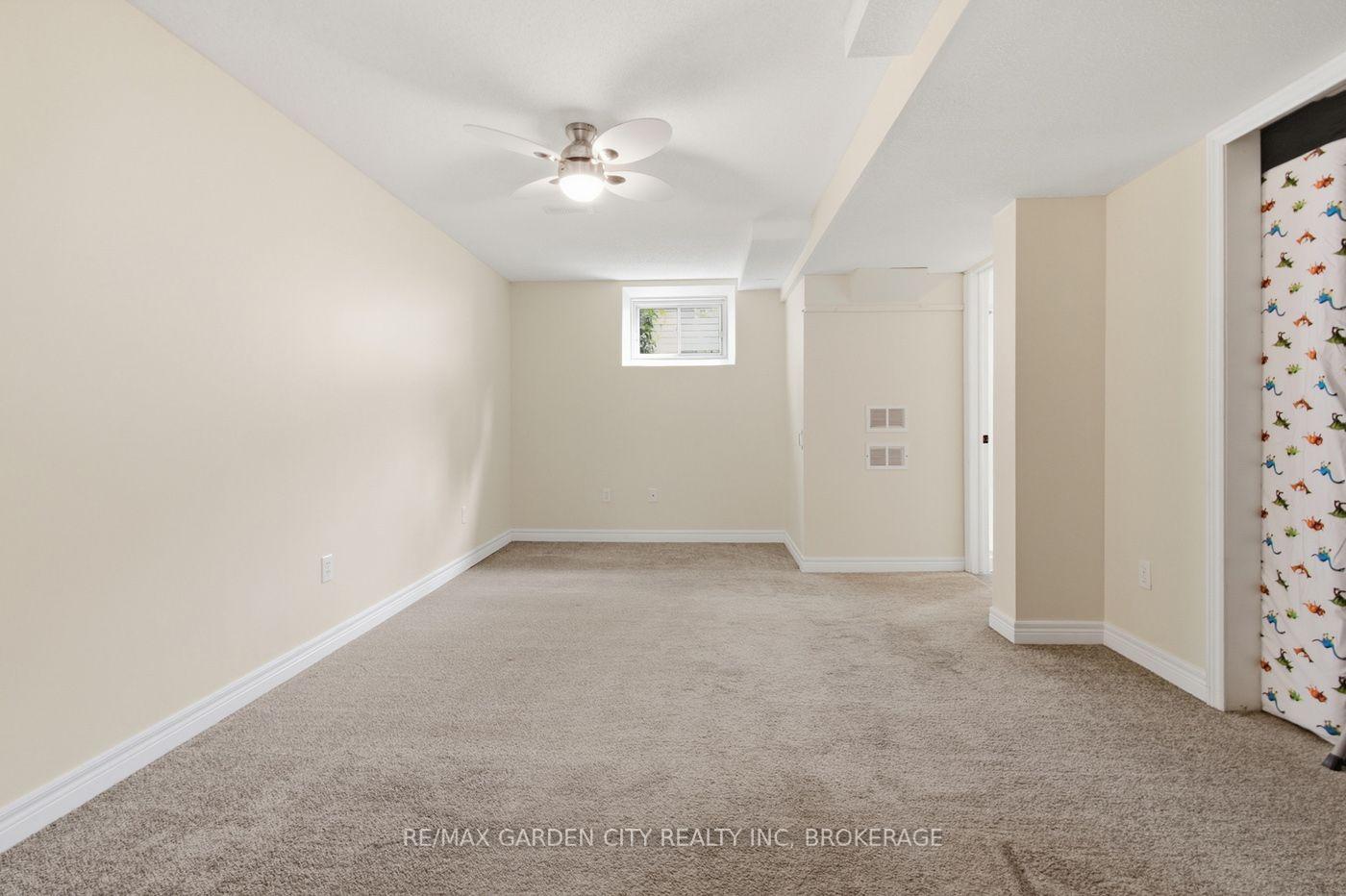Photo 20 of 21 B Kelson Avenue N, Grimsby, Grimsby West — HOMEH