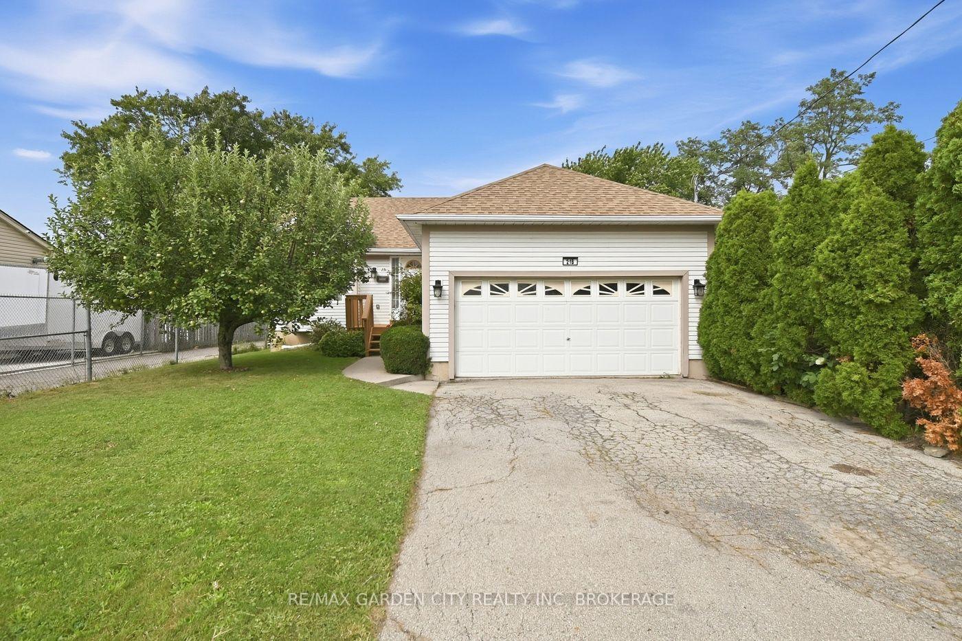 Photo 29 of 21 B Kelson Avenue N, Grimsby, Grimsby West — HOMEH
