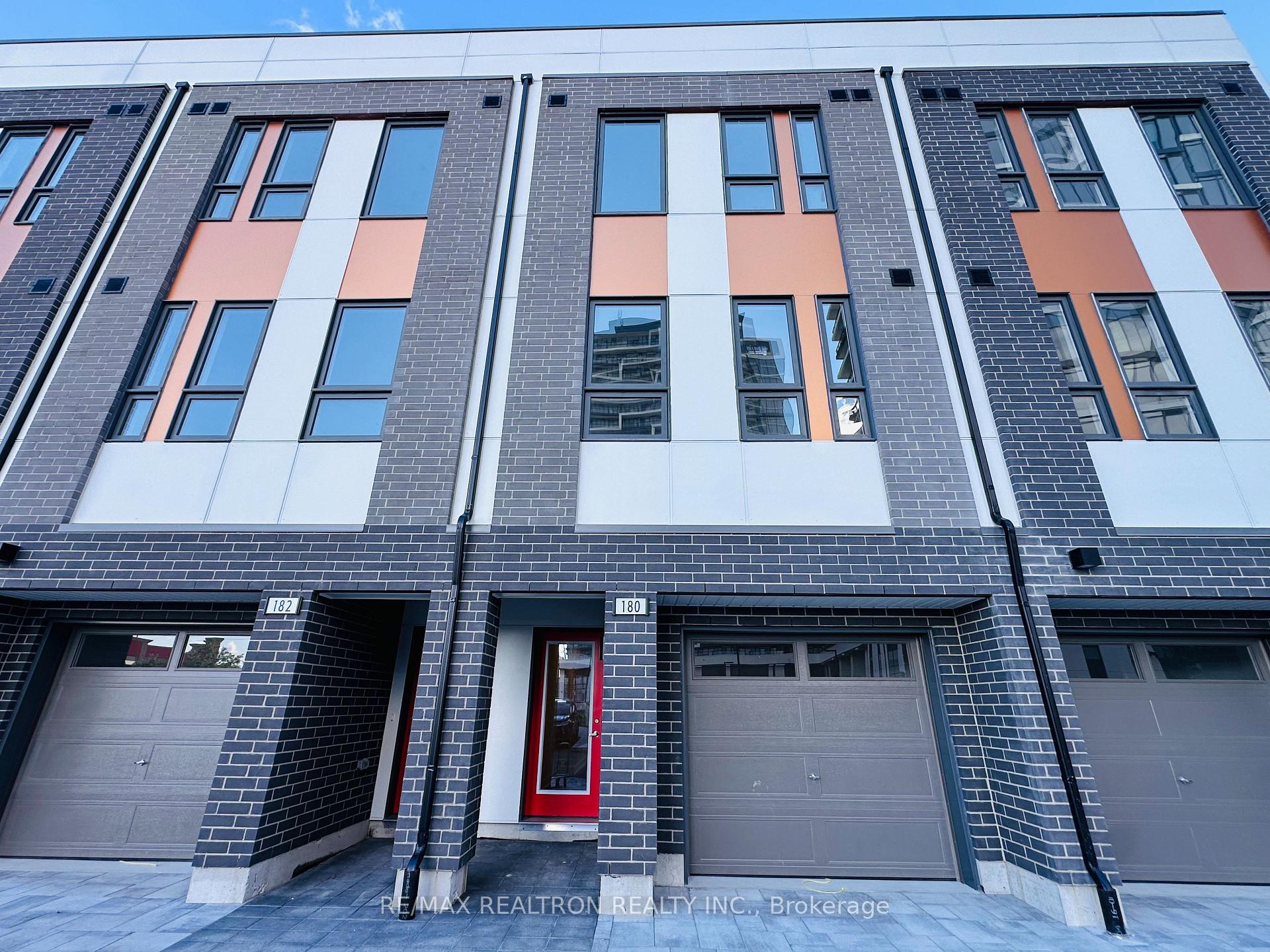 Photo 2 of Unit TH9, 180 Anderson Avenue, Markham, Greensborough — HOMEH
