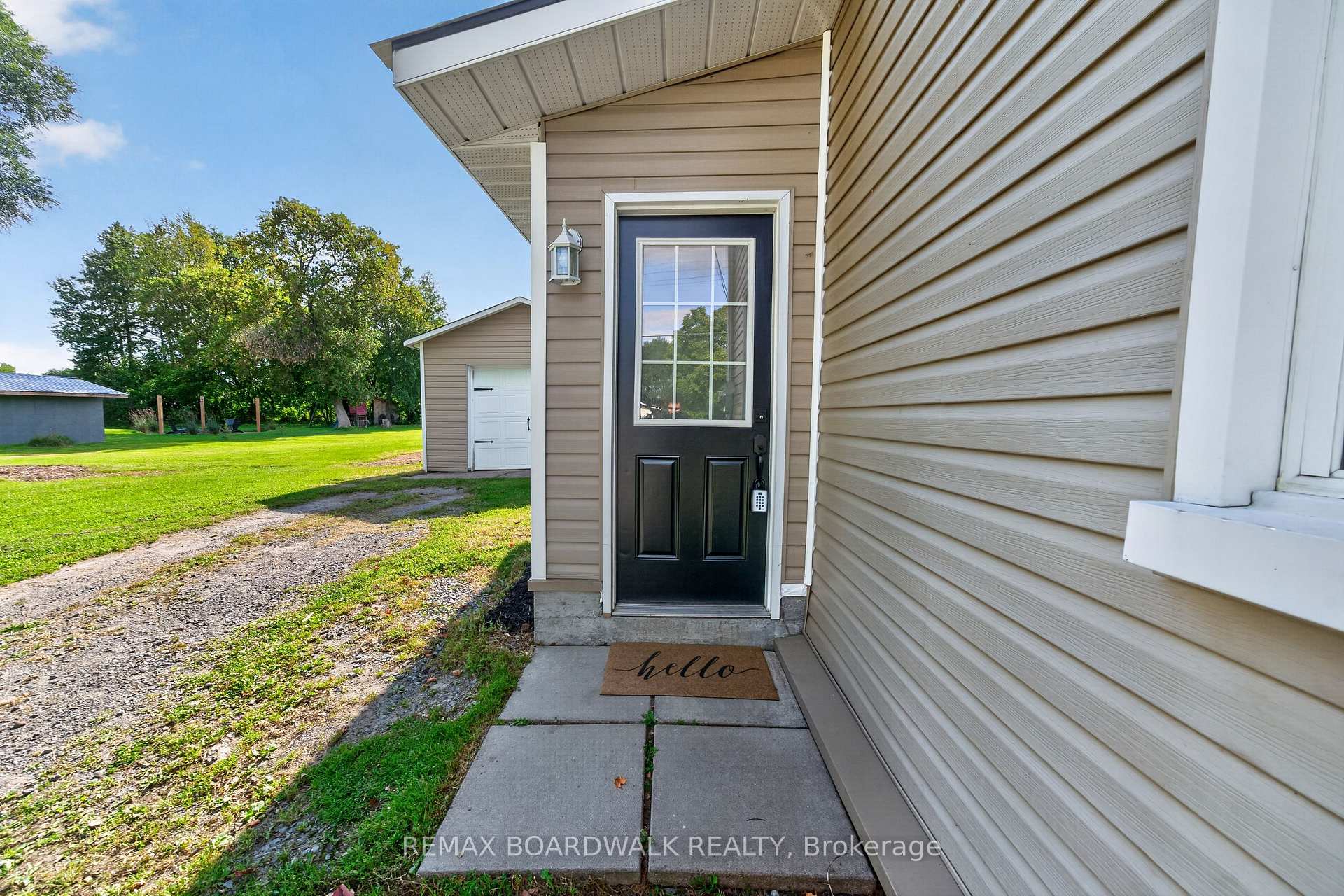 Photo 3 of 170 Poole Street, McNab/Braeside, Mcnab/Braeside Twps — HOMEH