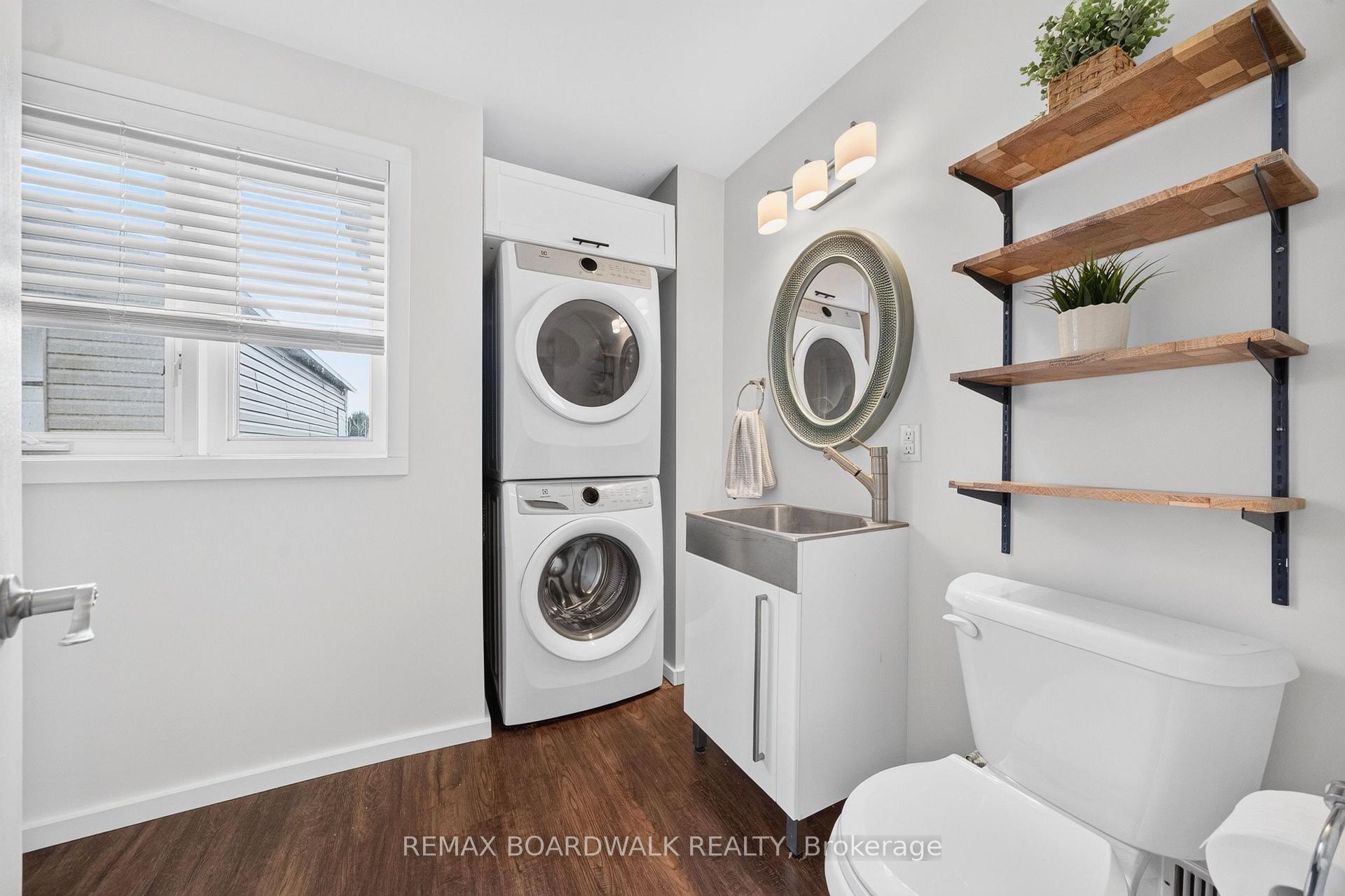 Photo 7 of 170 Poole Street, McNab/Braeside, Mcnab/Braeside Twps — HOMEH