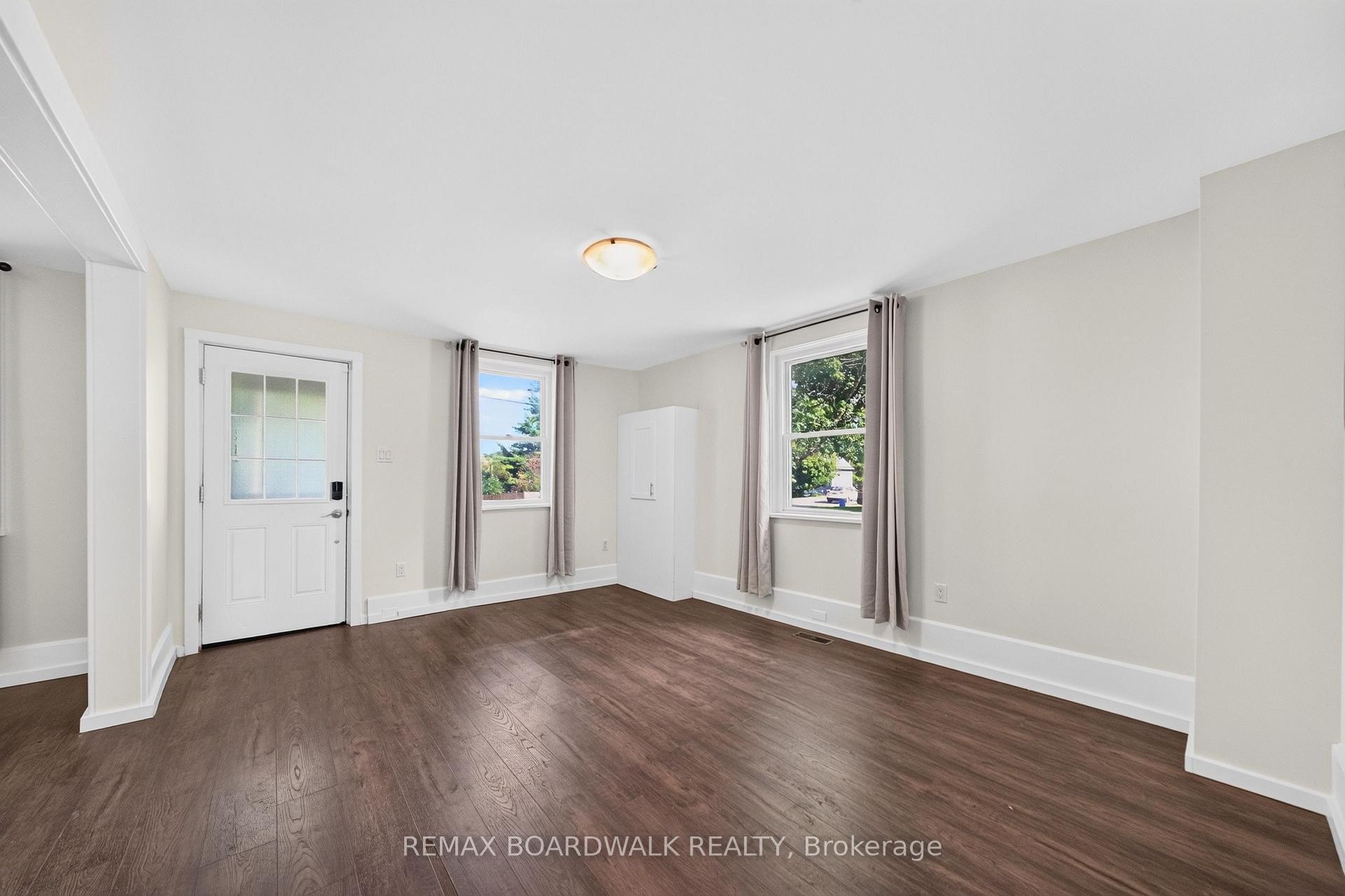 Photo 9 of 170 Poole Street, McNab/Braeside, Mcnab/Braeside Twps — HOMEH