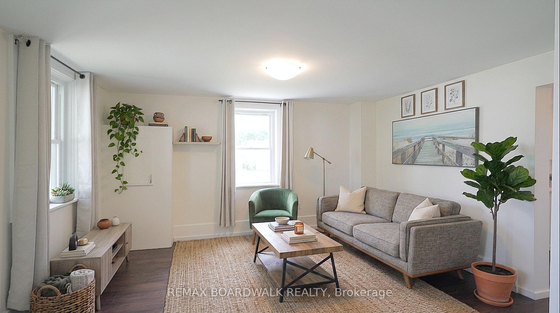 Photo 11 of 170 Poole Street, McNab/Braeside, Mcnab/Braeside Twps — HOMEH