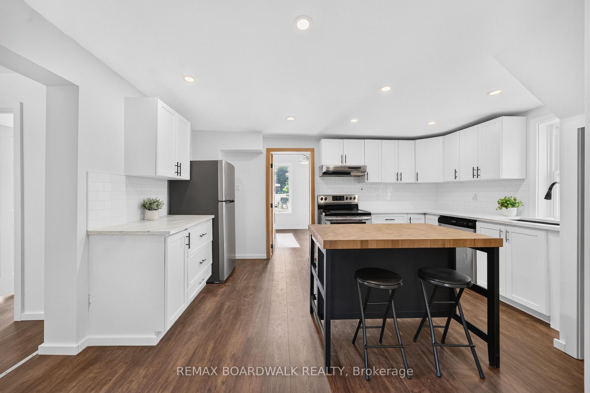 Photo 18 of 170 Poole Street, McNab/Braeside, Mcnab/Braeside Twps — HOMEH