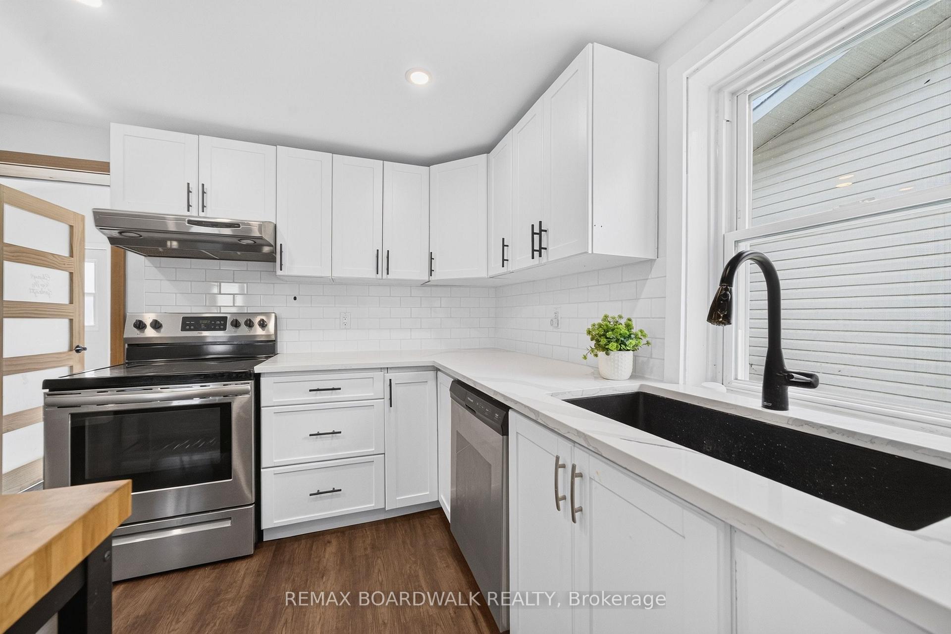 Photo 22 of 170 Poole Street, McNab/Braeside, Mcnab/Braeside Twps — HOMEH